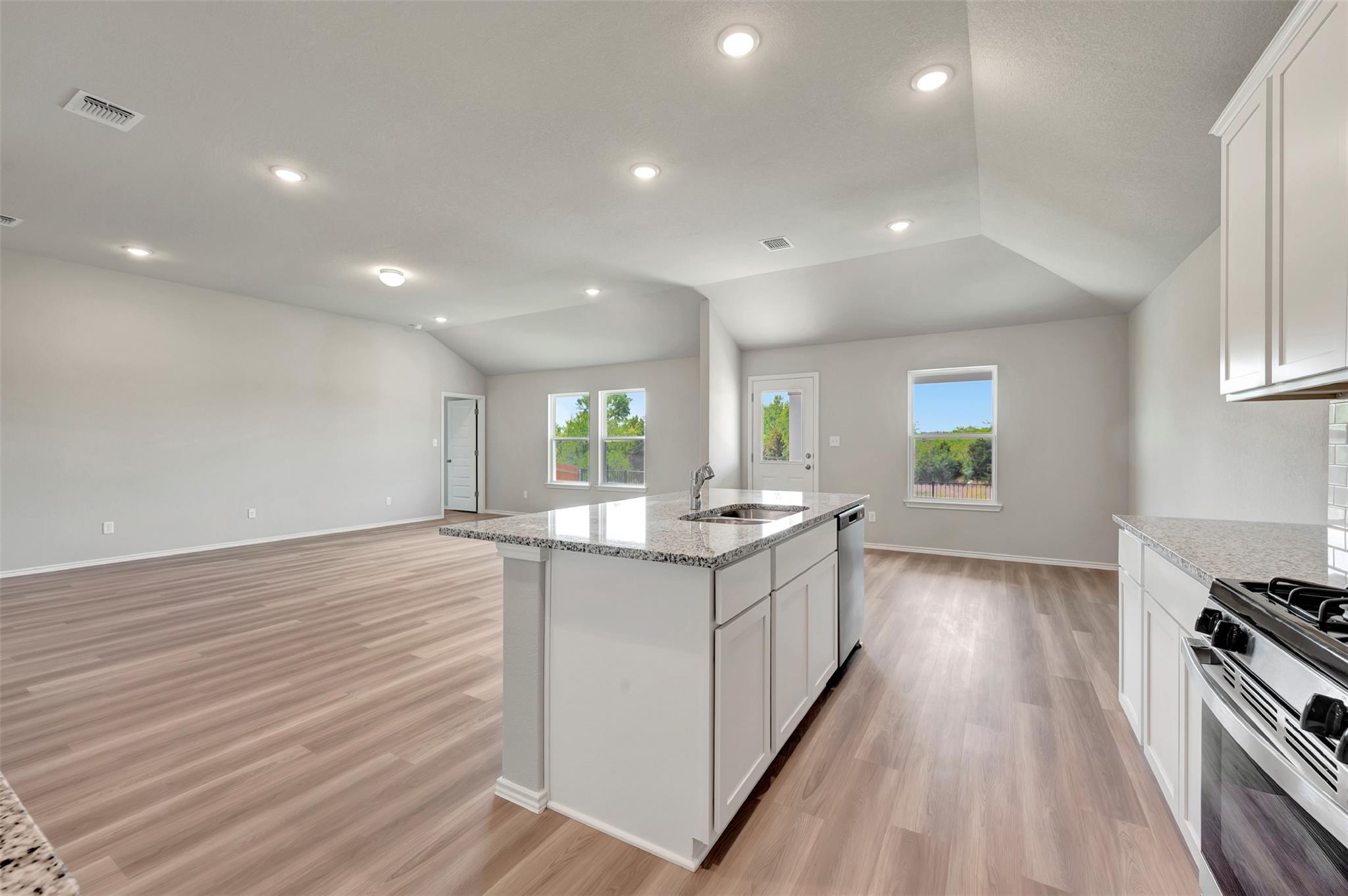 20001  Schatz Way, photo 9