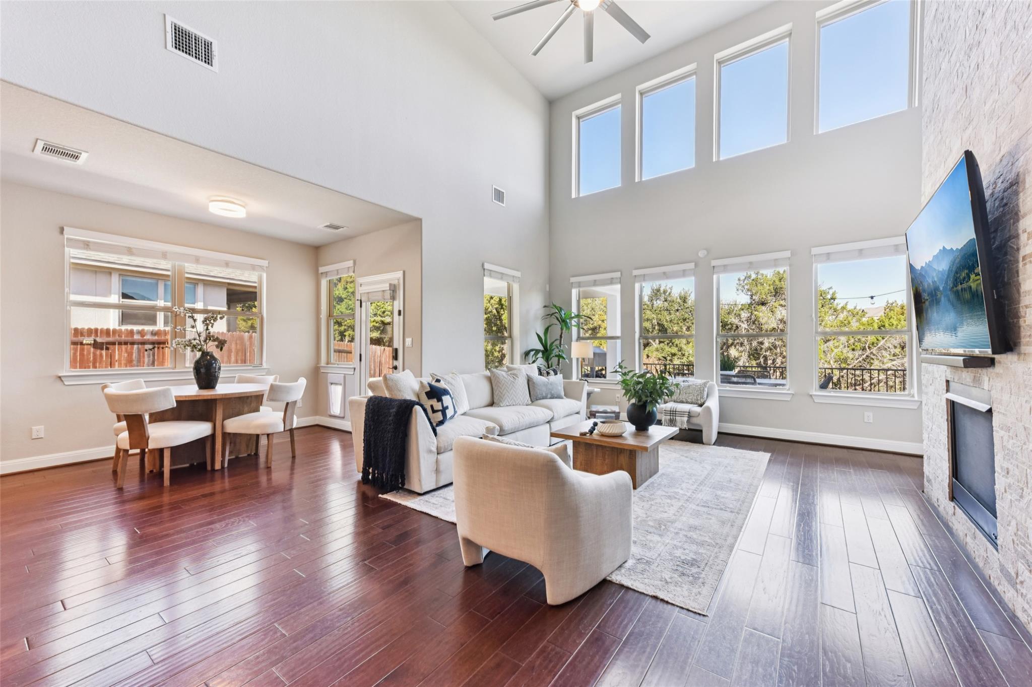 5629  Siragusa Dr, photo 11