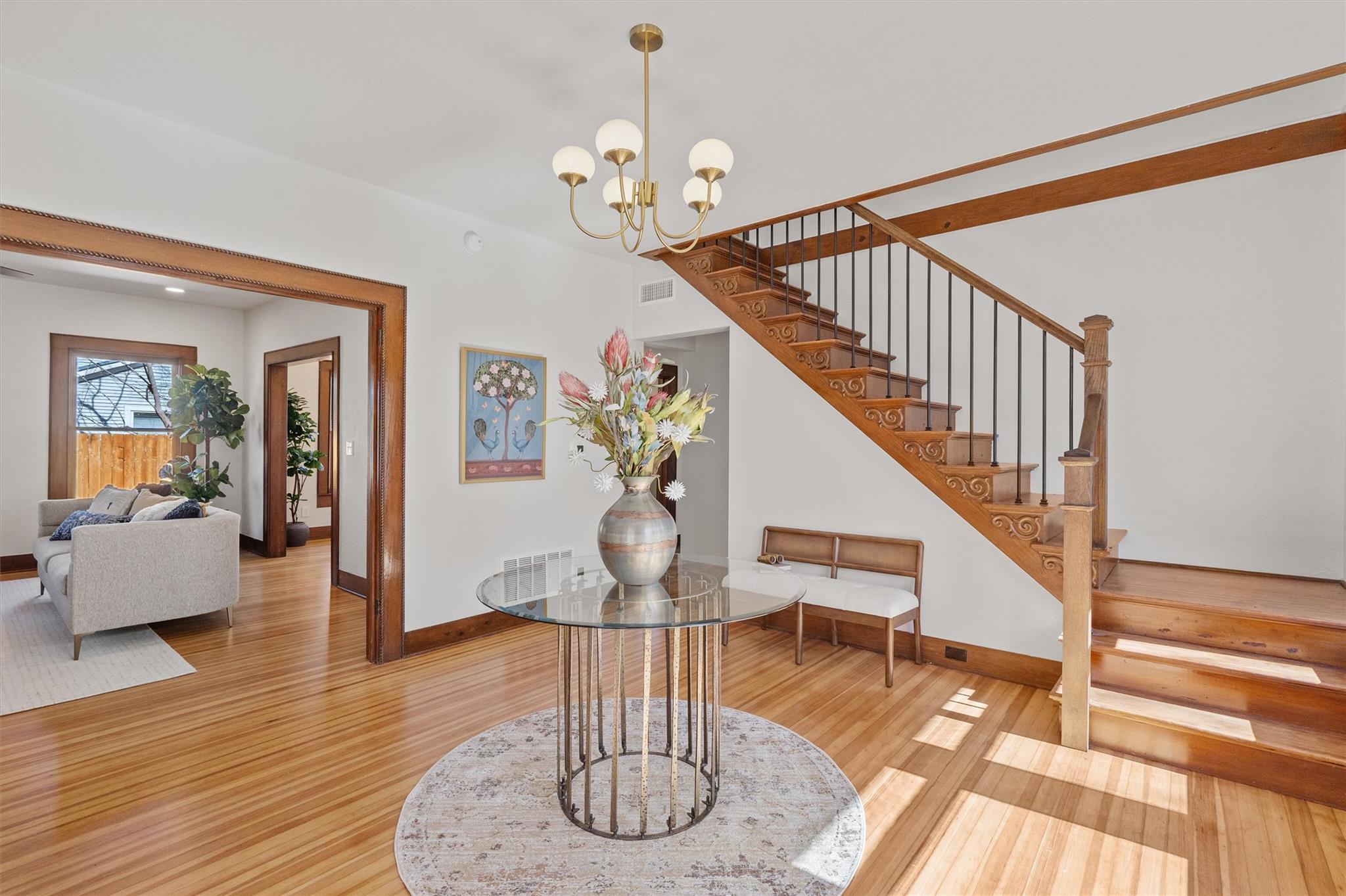 1605 S Austin Ave, photo 3