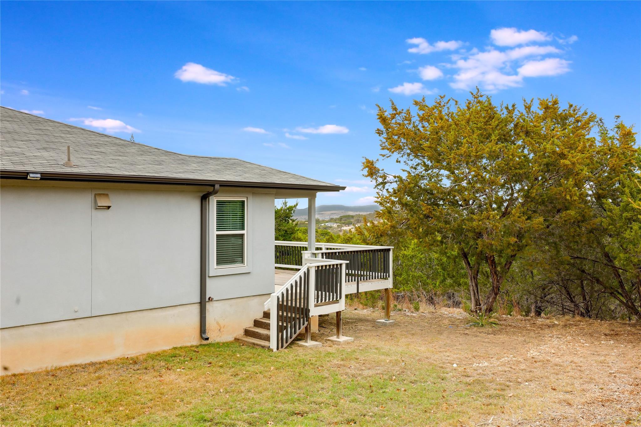 20506  National Dr, photo 2