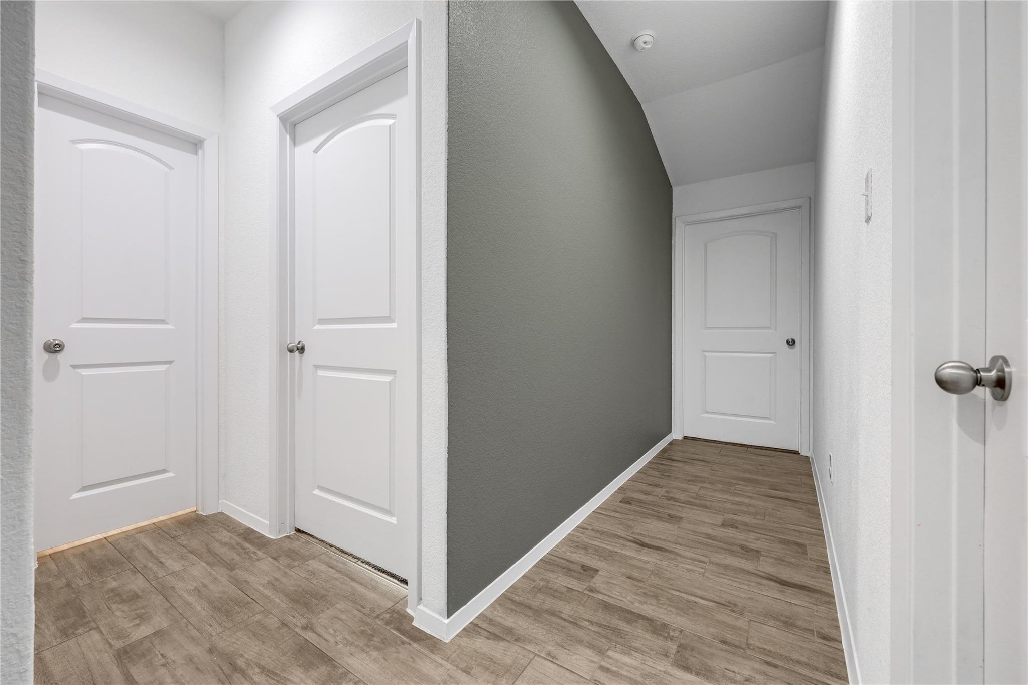 20506  National Dr, photo 12