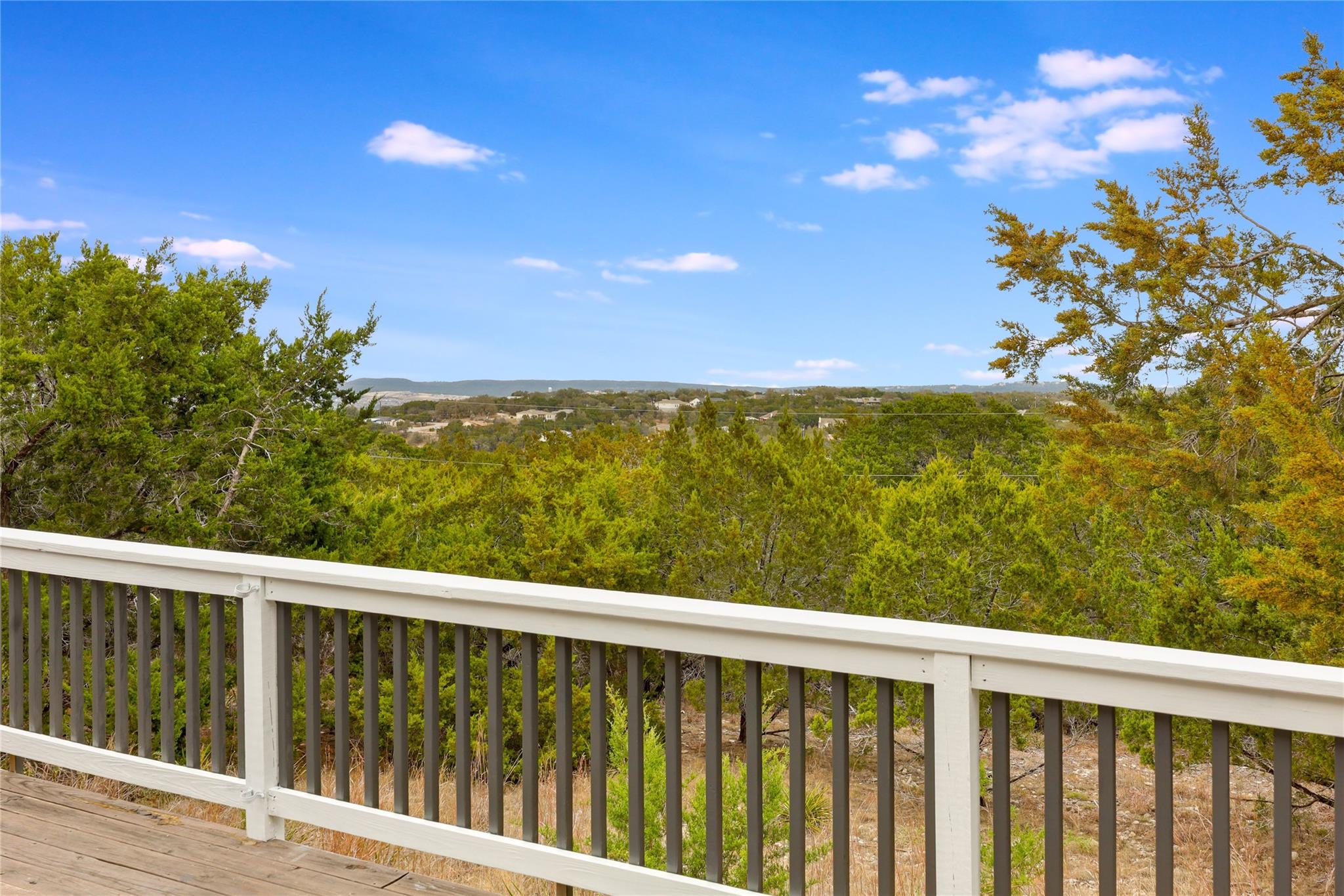 20506  National Dr, photo 3