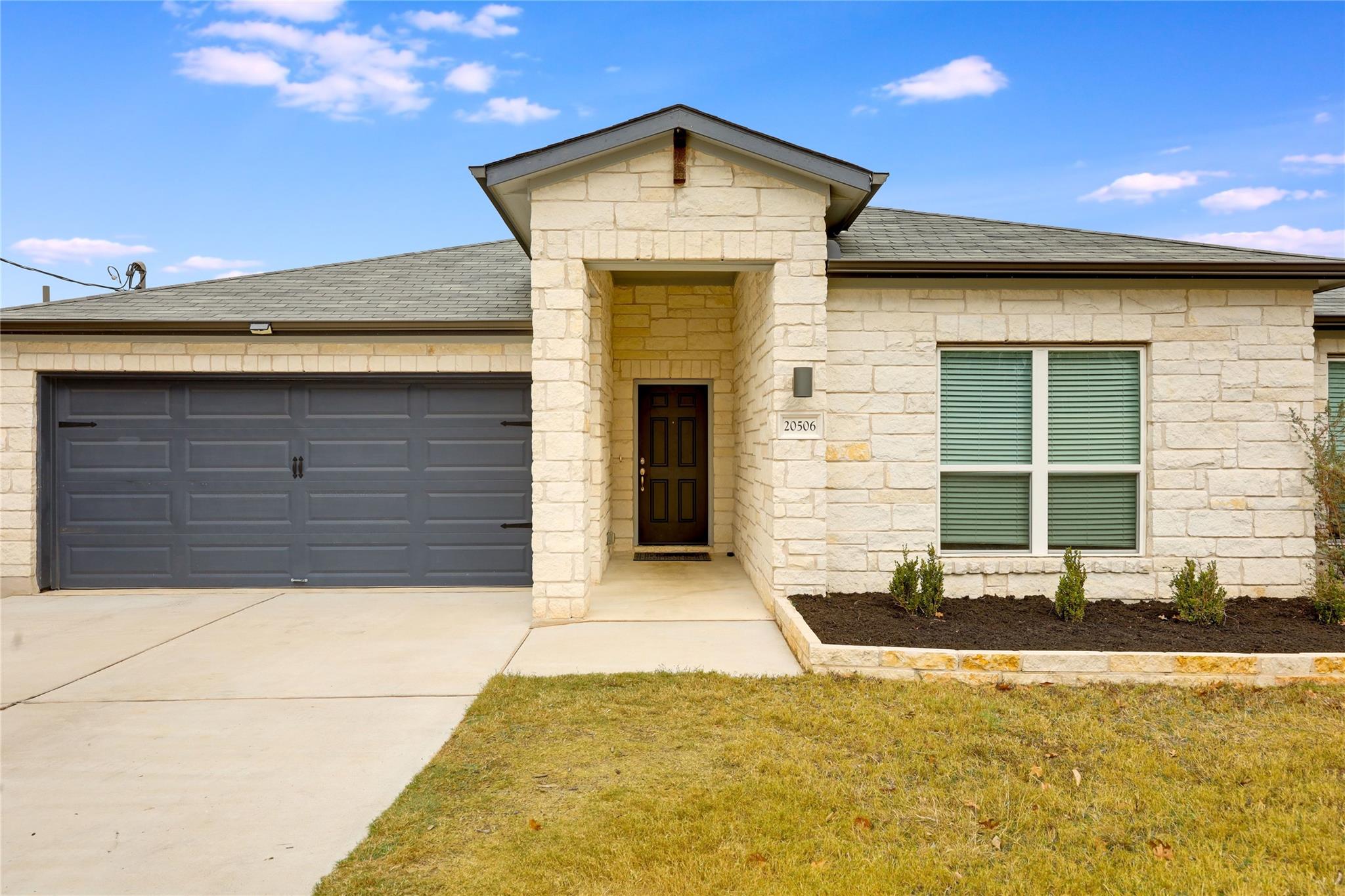 20506  National Dr, photo 5