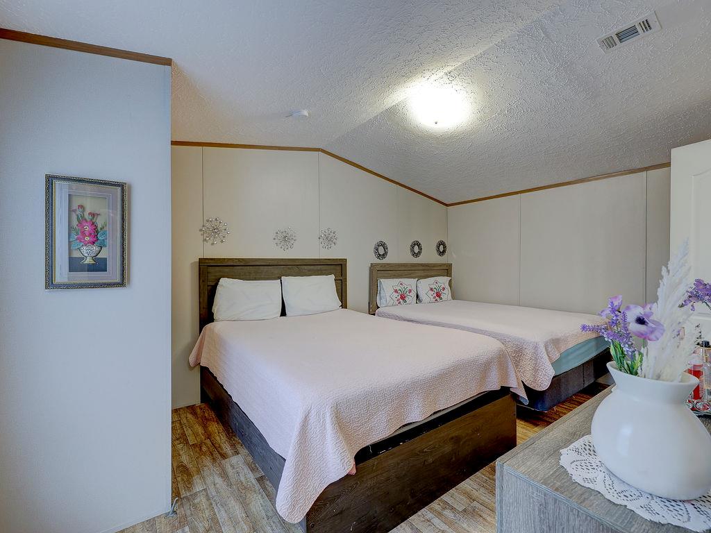 230  Gato Rd, photo 9