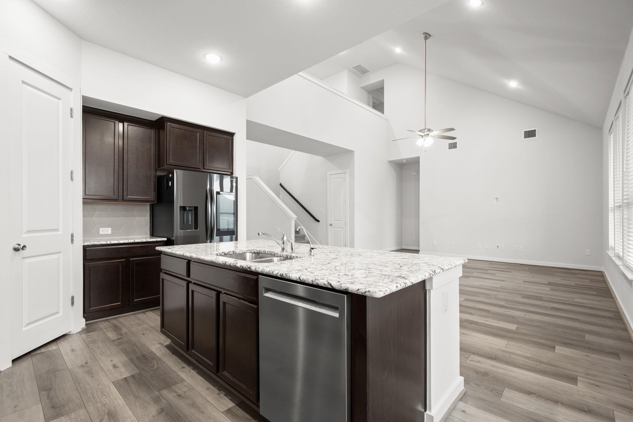 841  Spinnaker Loop, photo 4