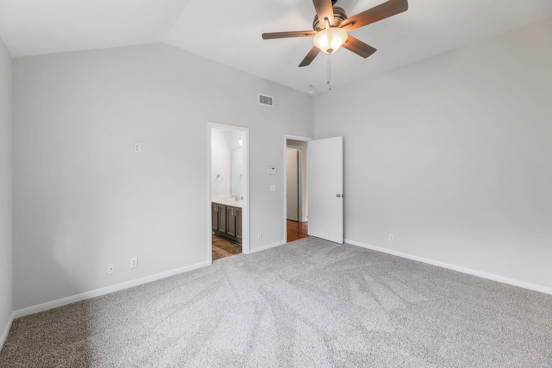 214  Crystal Knoll Blvd, photo 11