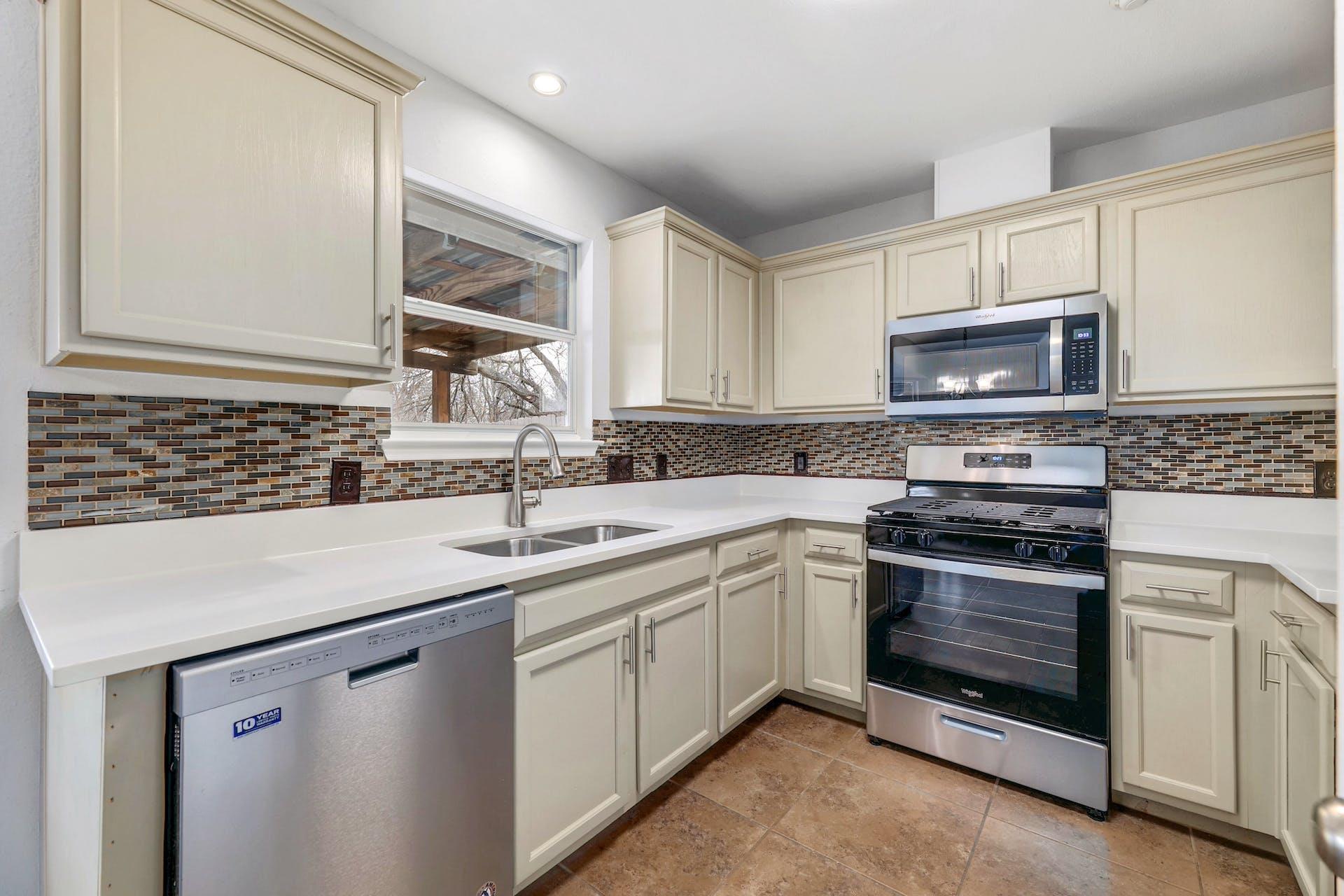214  Crystal Knoll Blvd, photo 3