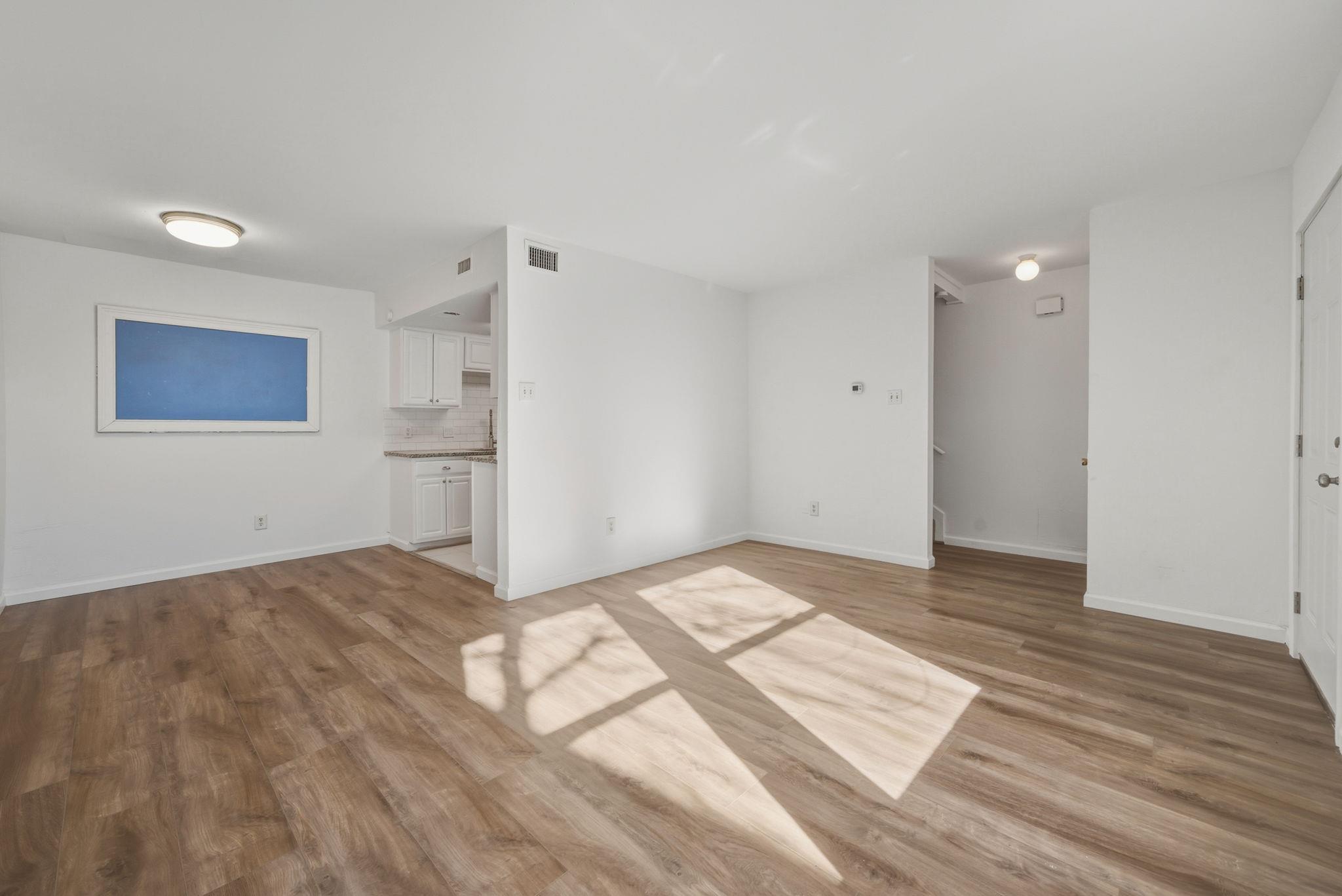2124  Burton Dr  #125, photo 11