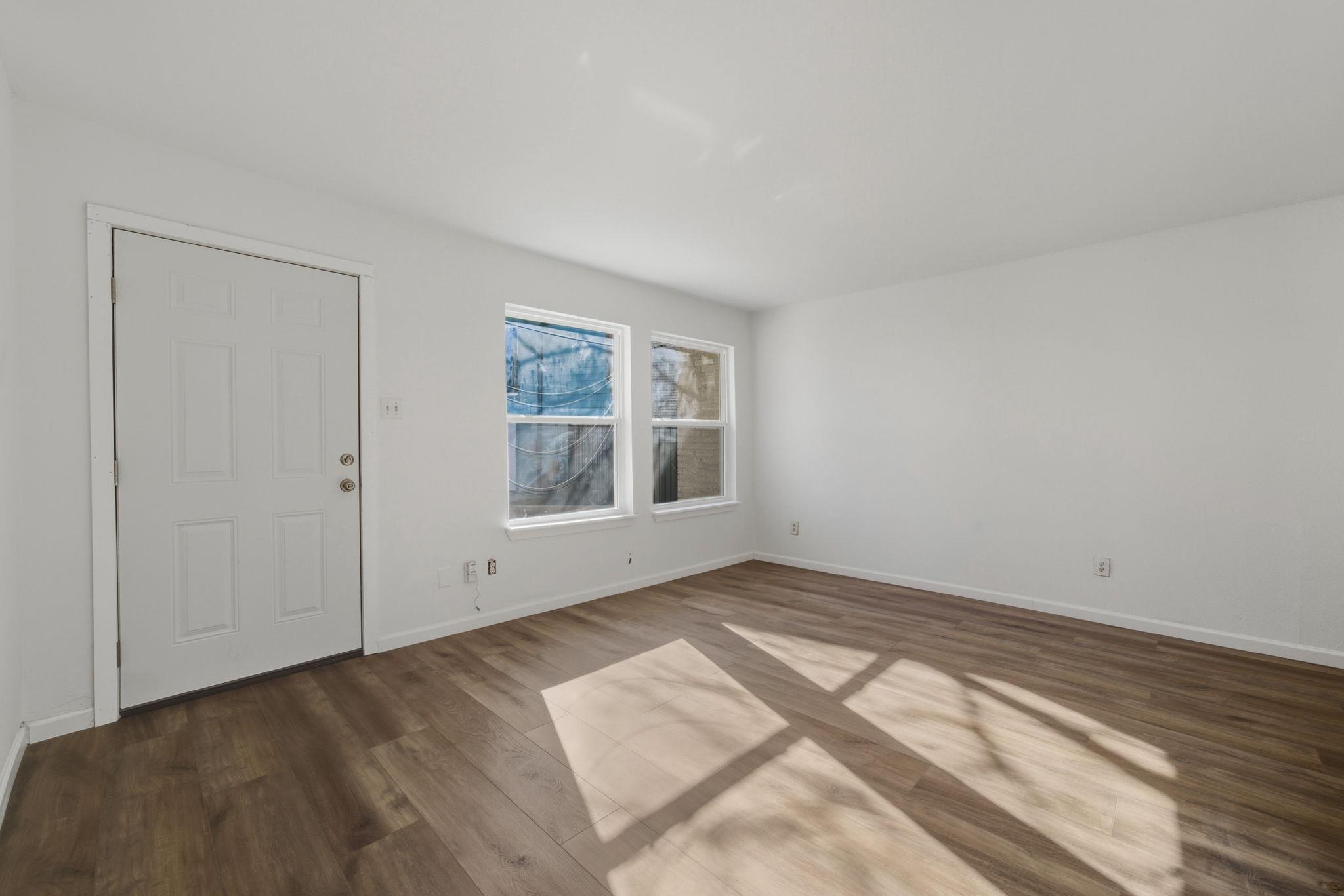 2124  Burton Dr  #125, photo 9