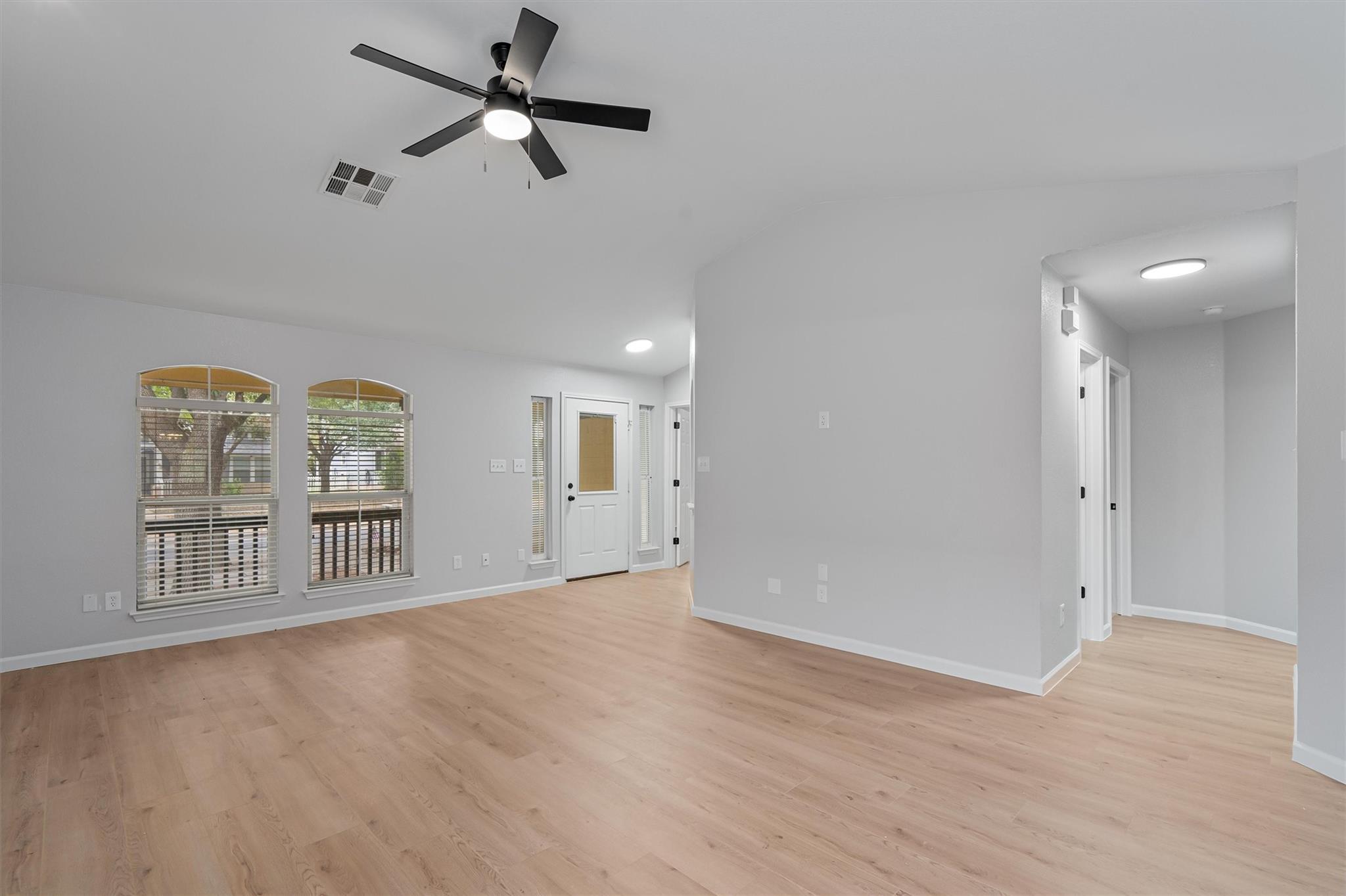 744  Fairway None, photo 2