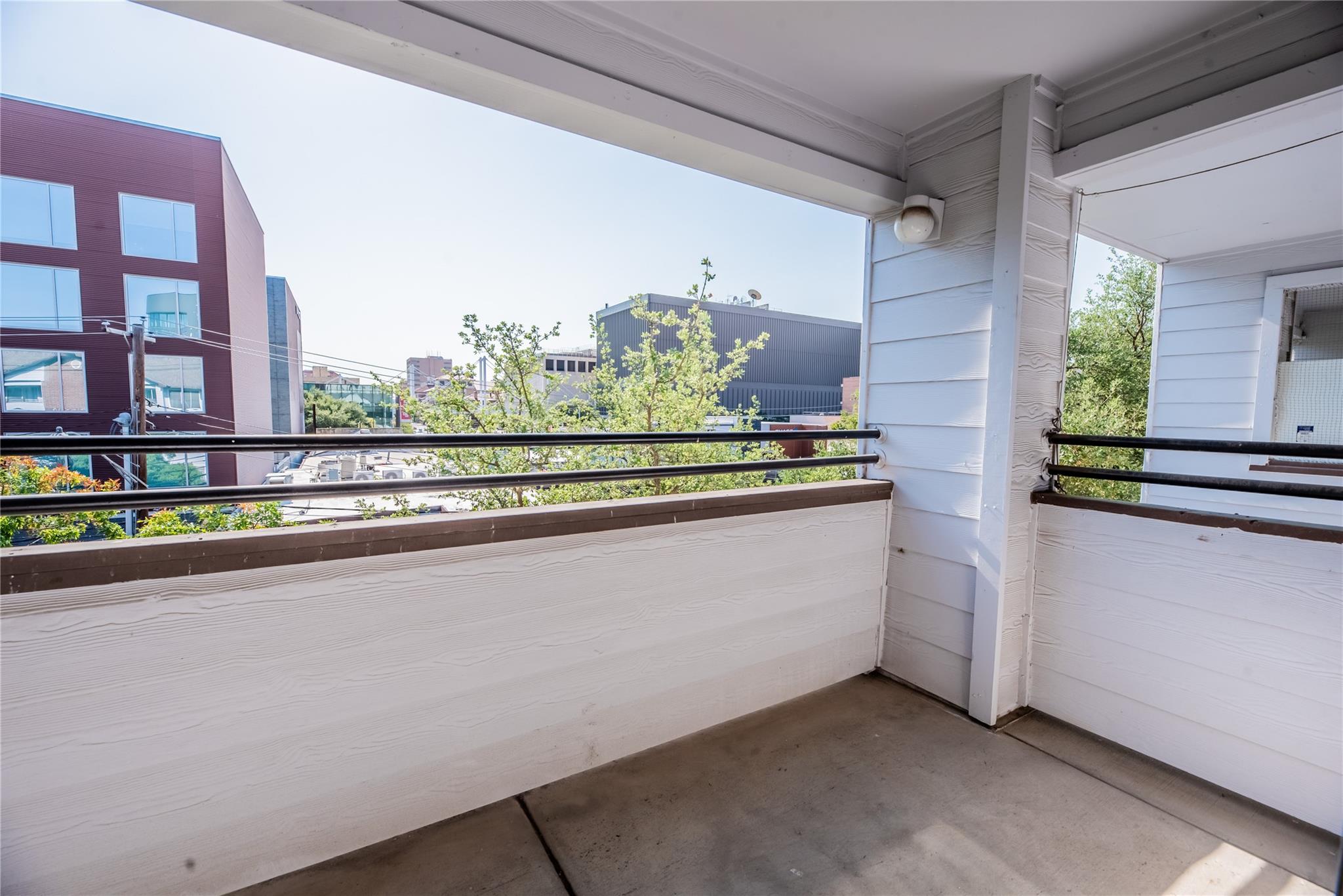 501 W 26th St  #323, photo 12