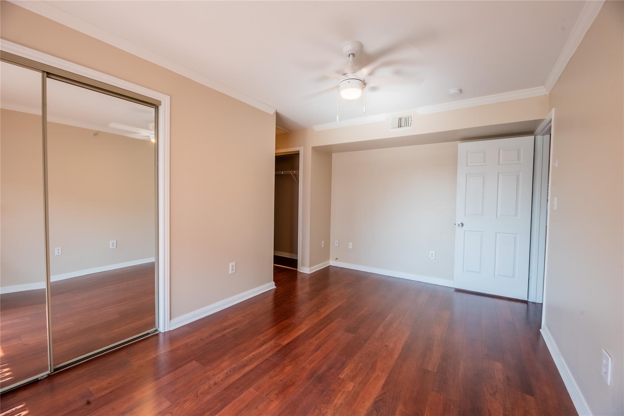501 W 26th St  #323, photo 10