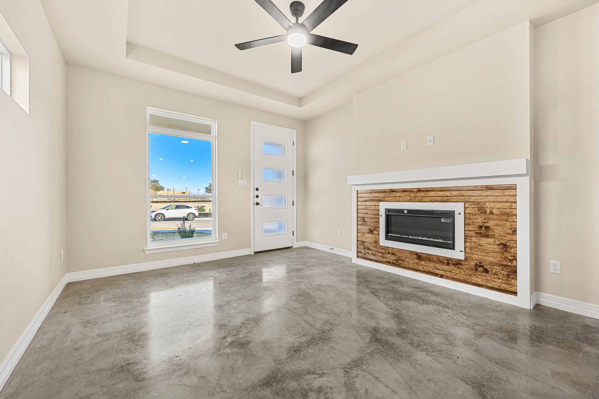 1315  Lone Pine Way, photo 11