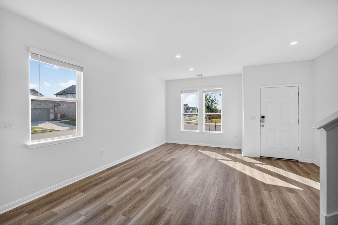 5921 Jennifer Pasture Path photo 4
