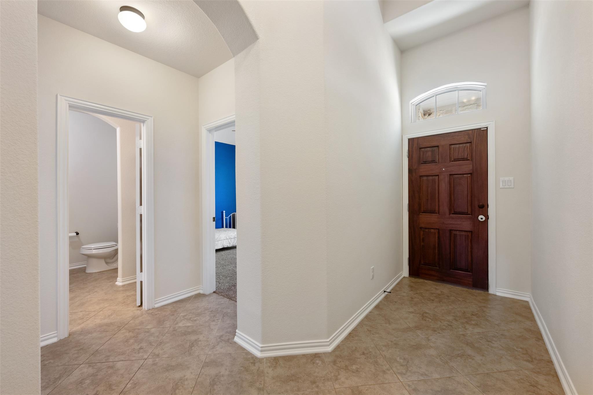 605  Palmilla St, photo 7