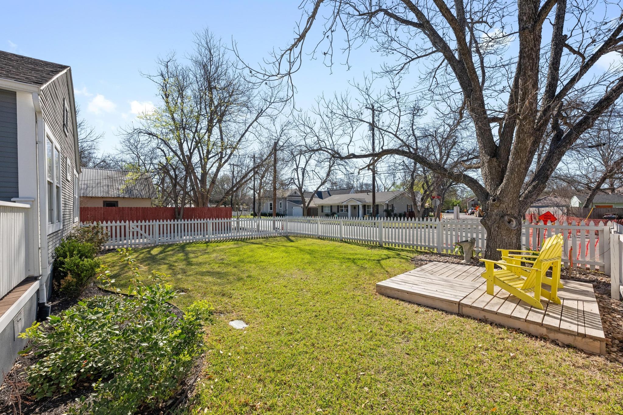 1407 S Myrtle St, photo 2