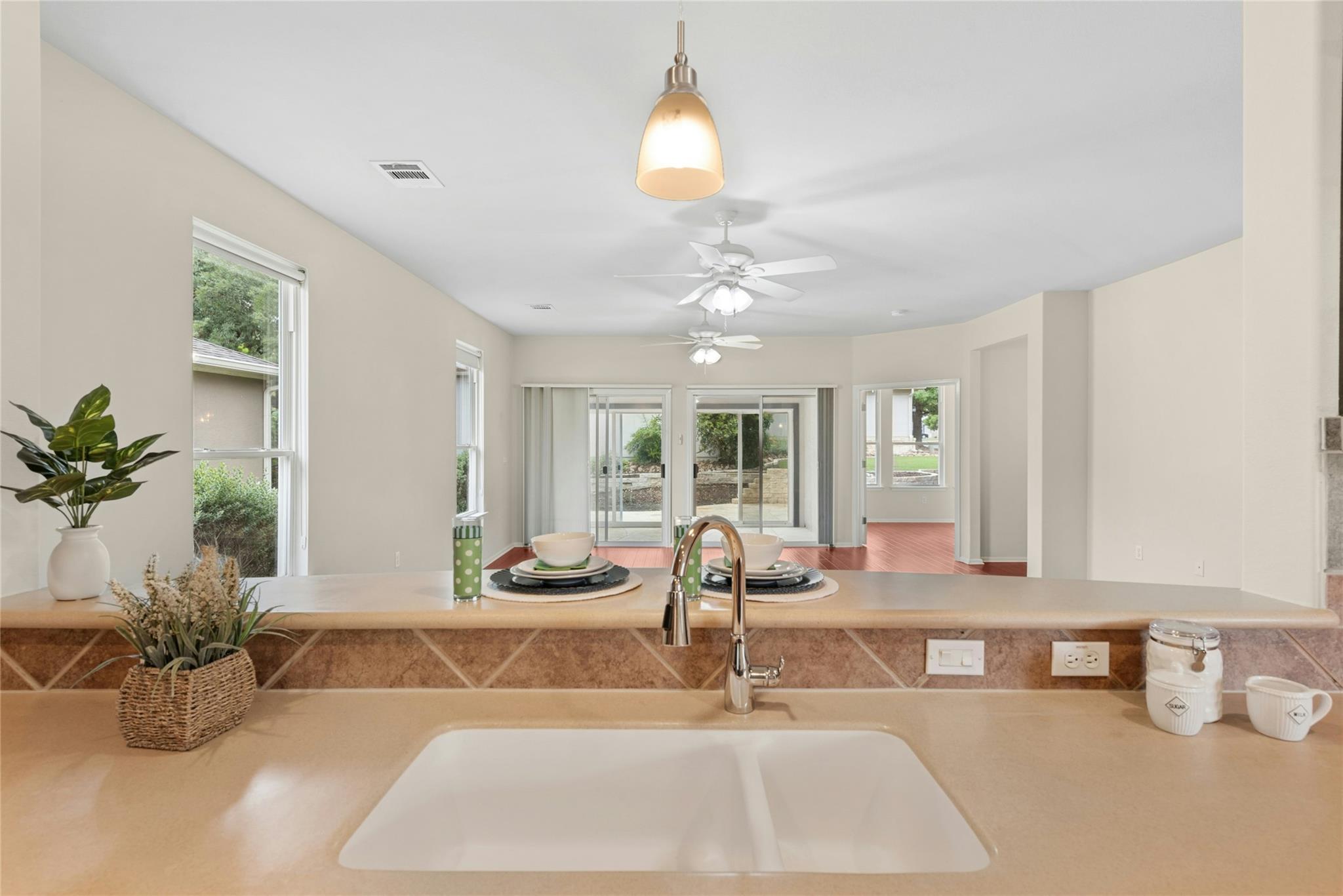 202  Palmetto Dr, photo 11