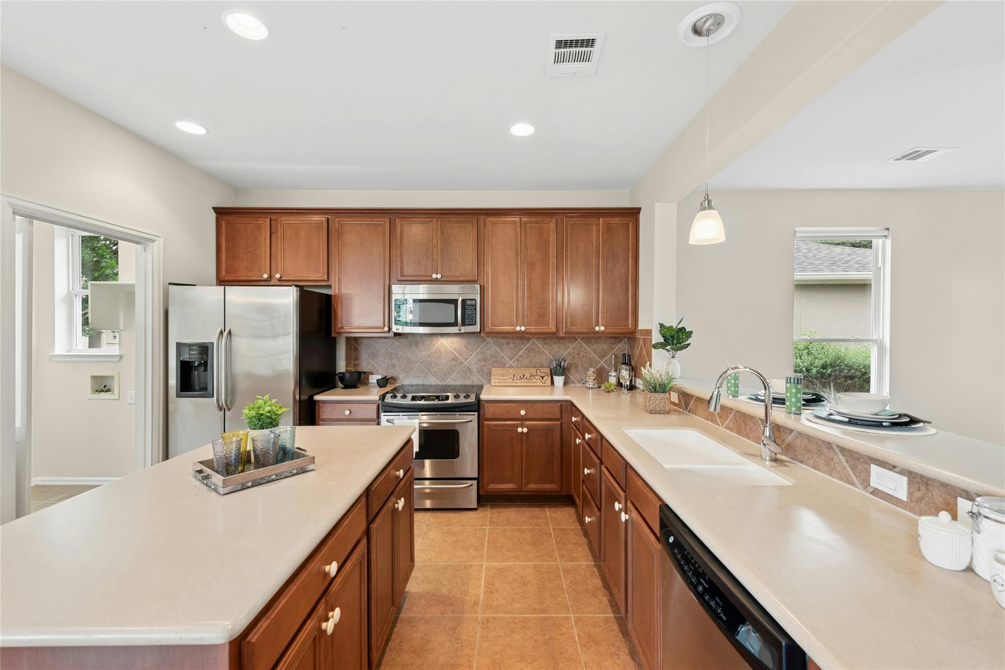 202  Palmetto Dr, photo 12