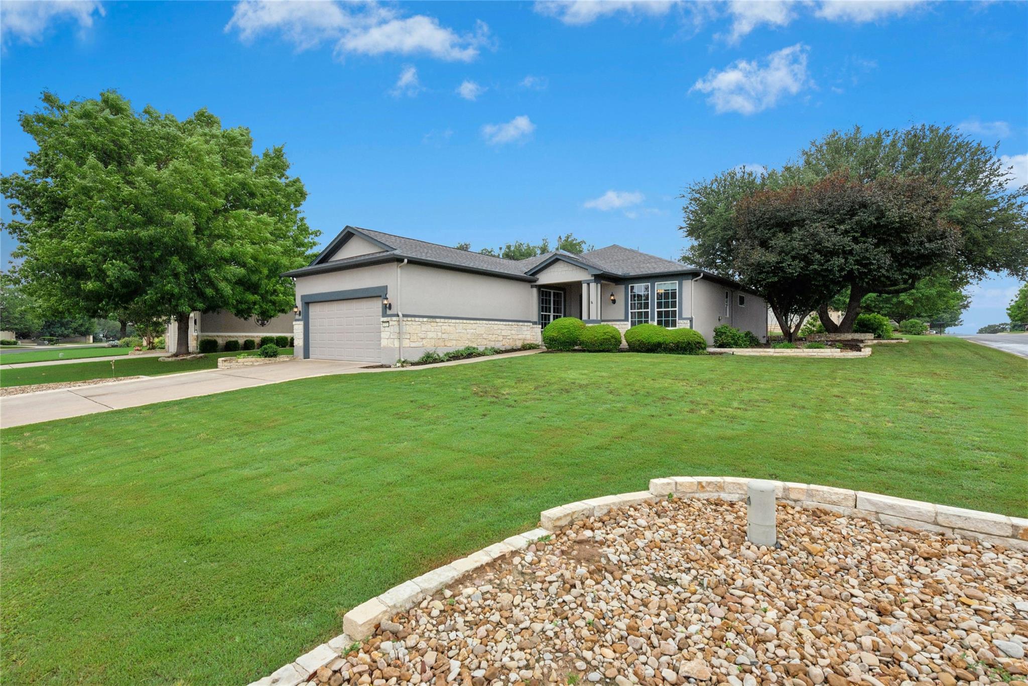 202  Palmetto Dr, photo 3