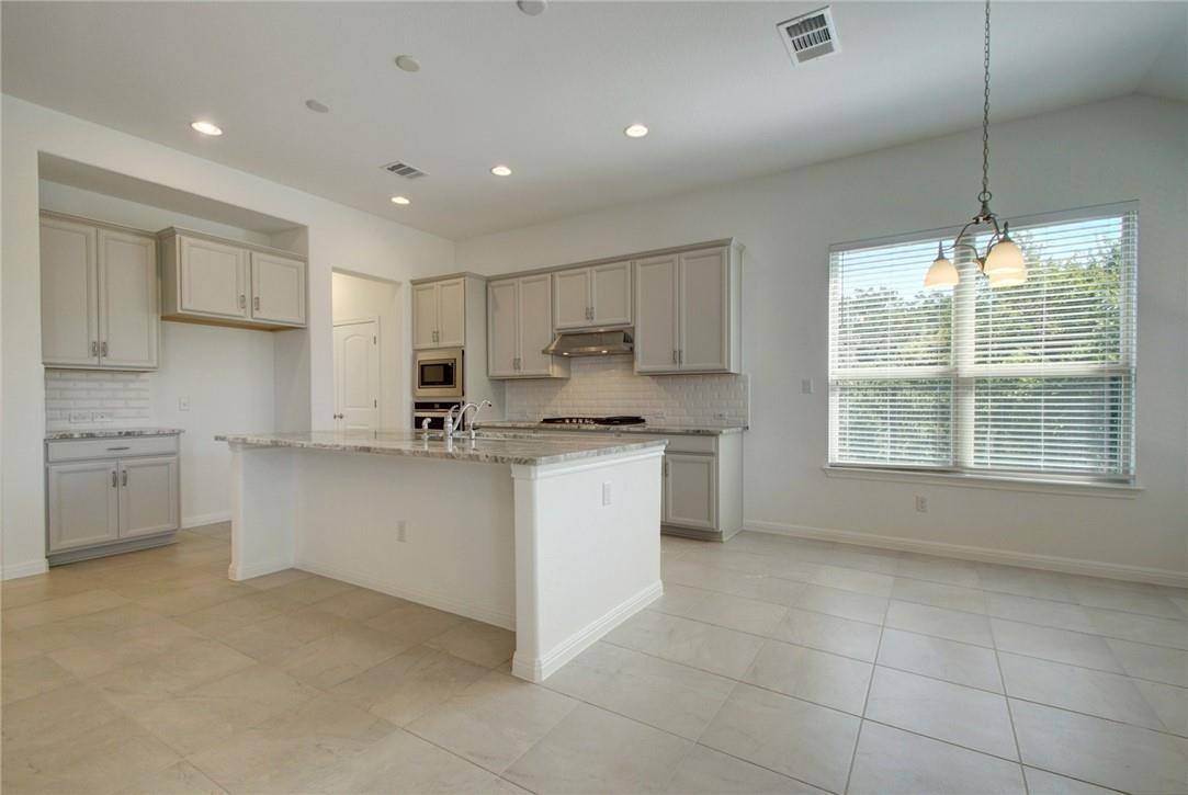 113  Meadow Wood Cv, photo 4