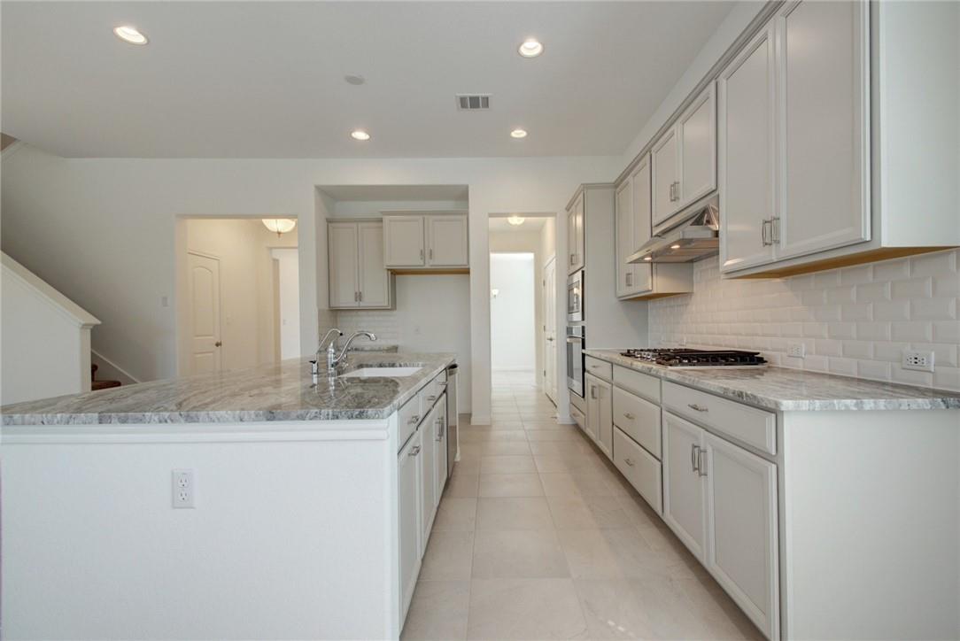 113  Meadow Wood Cv, photo 6
