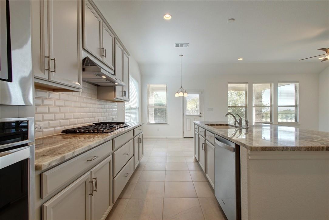 113  Meadow Wood Cv, photo 7