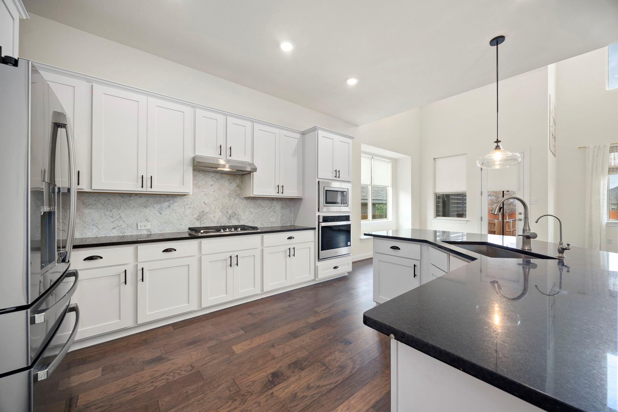 1098  Cherrystone Loop, photo 2