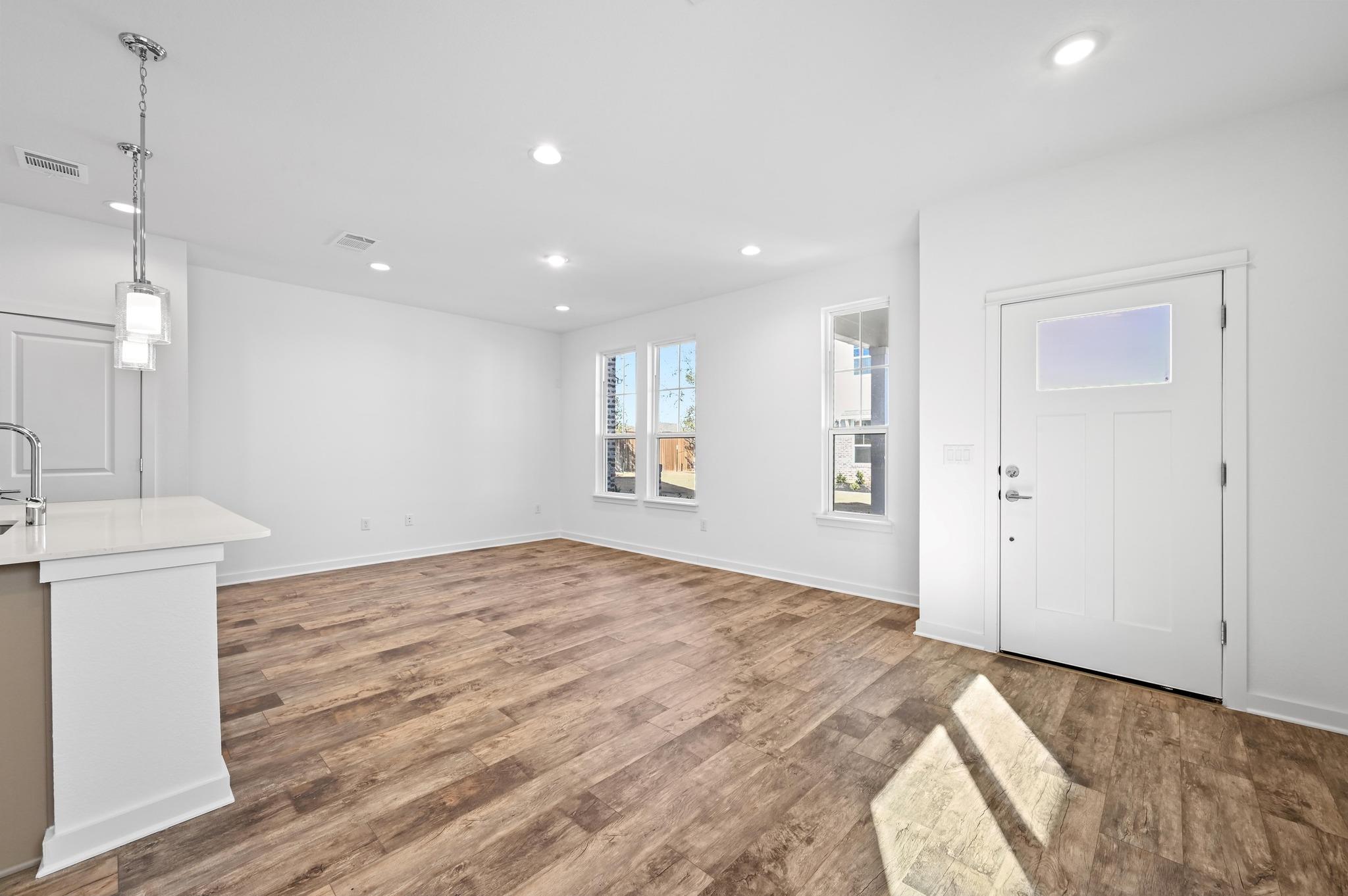 462  Orleanian Dr  #B, photo 5