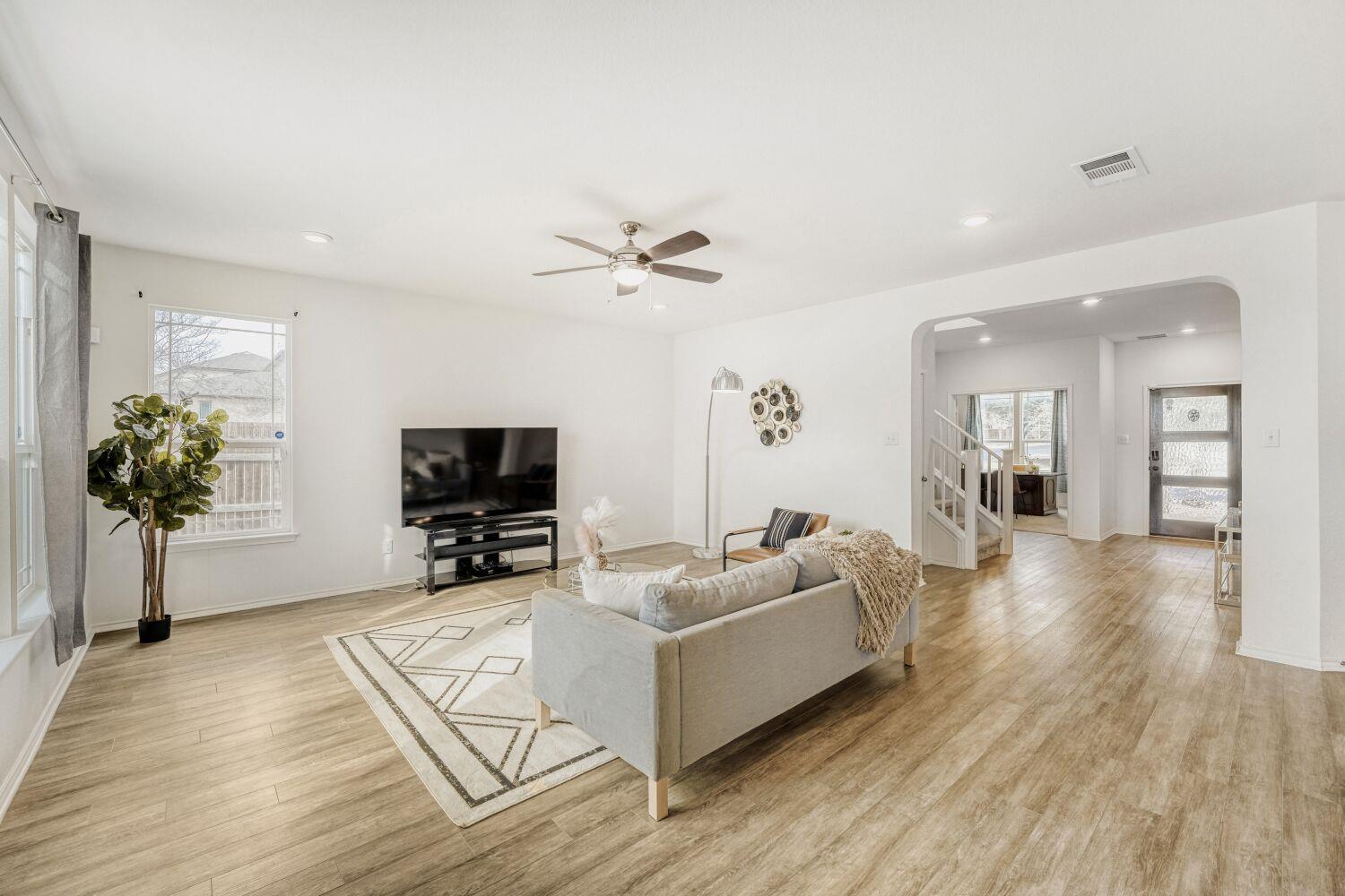 1345  Grande Mesa Dr, photo 8