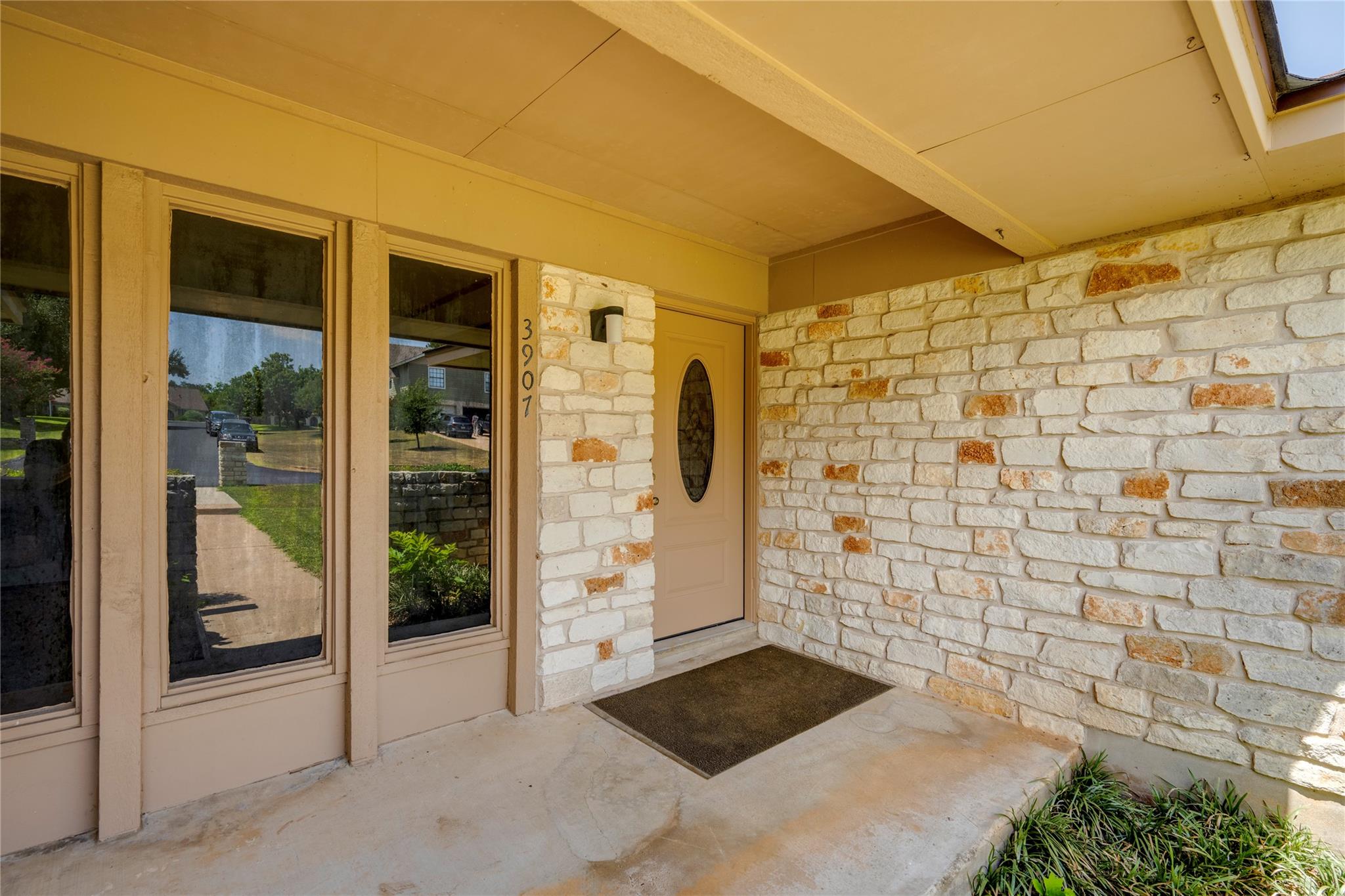 3907  Eagle Way, photo 2