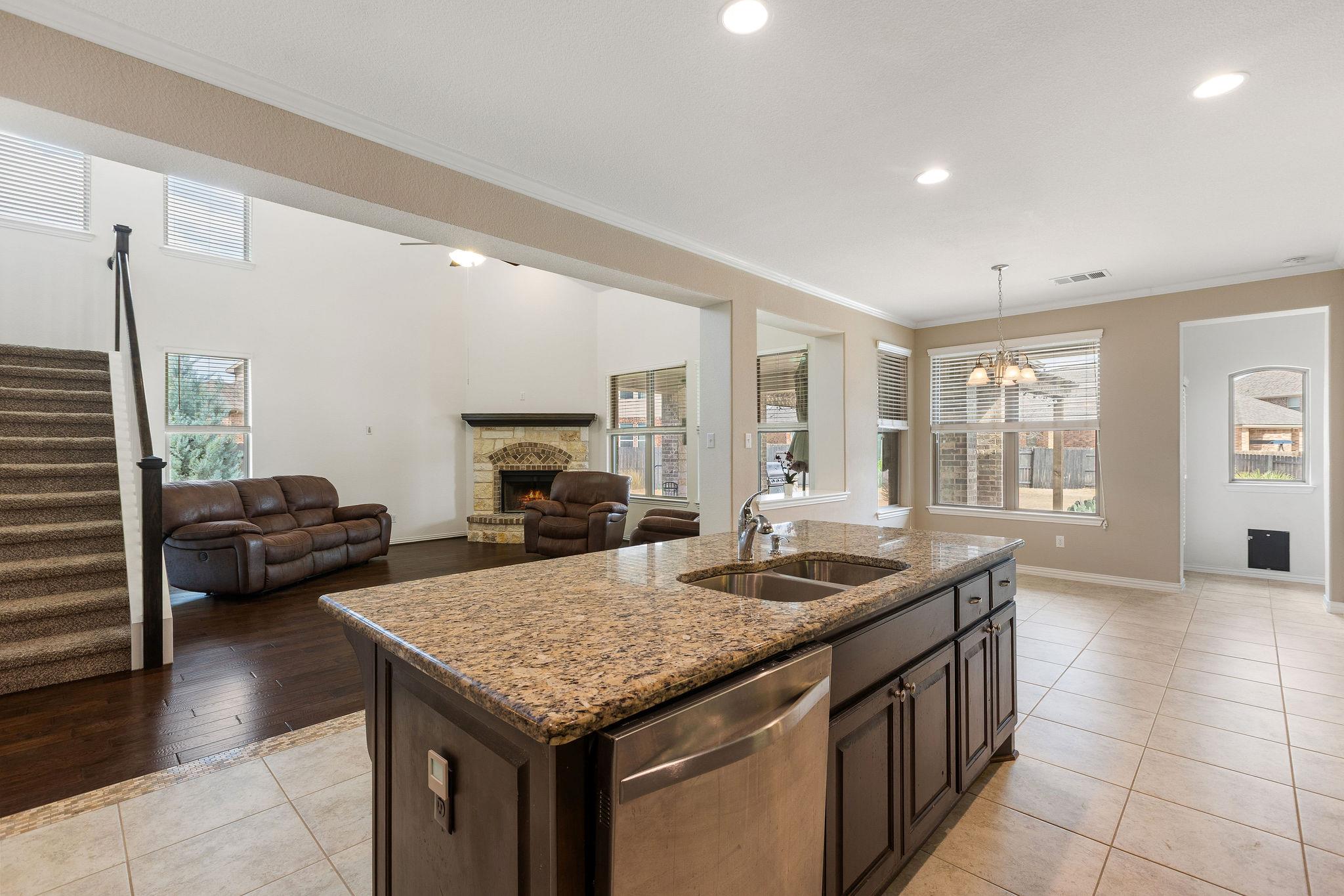 3320  Magellan Ct, photo 8