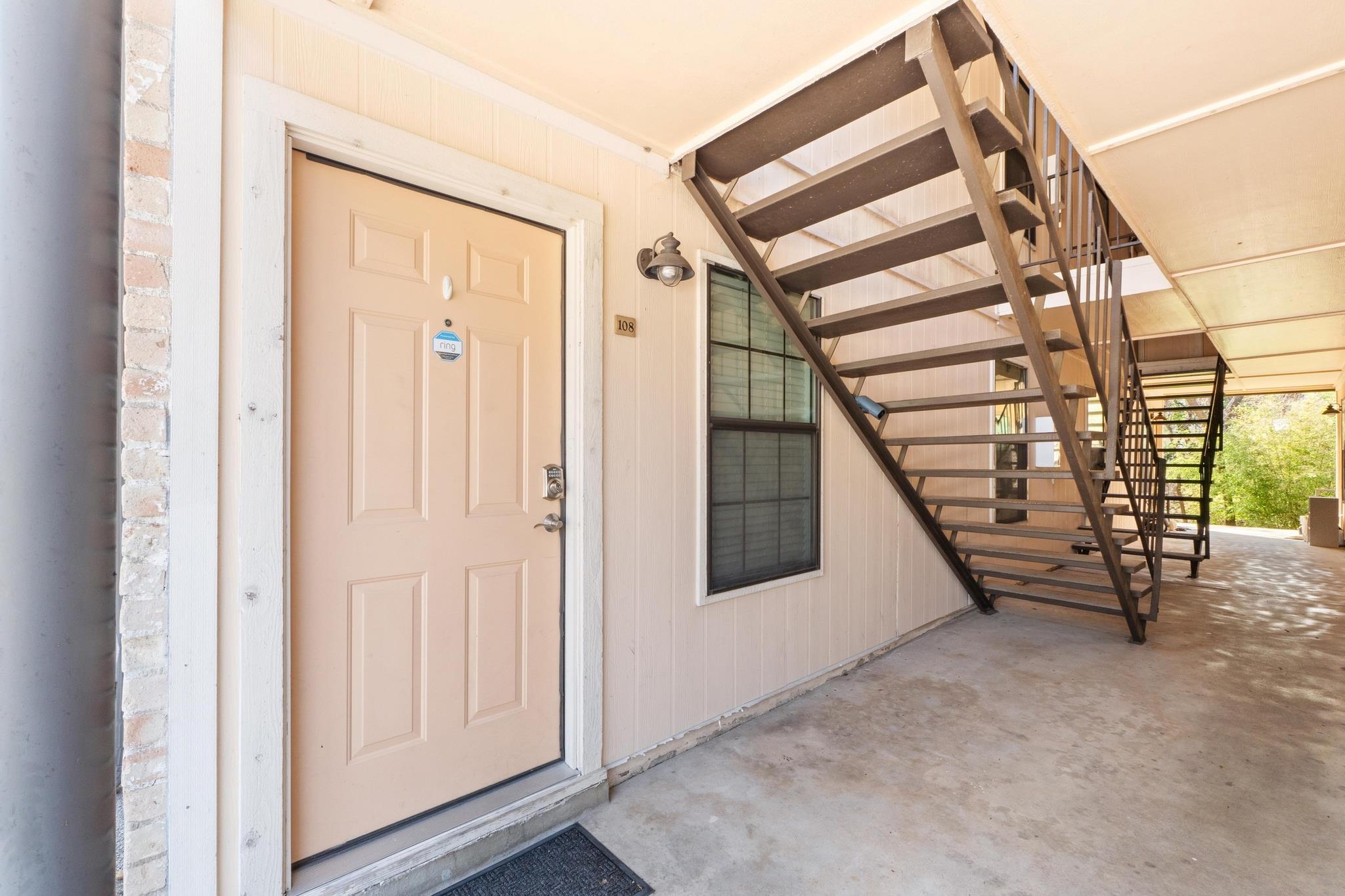 407 E 45th St  #108, photo 5