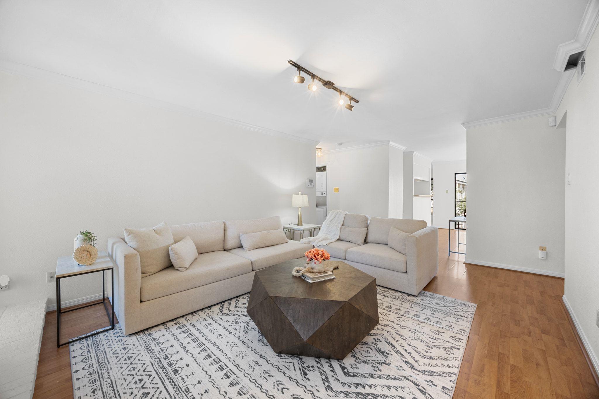 4159  Steck Ave  #258, photo 2