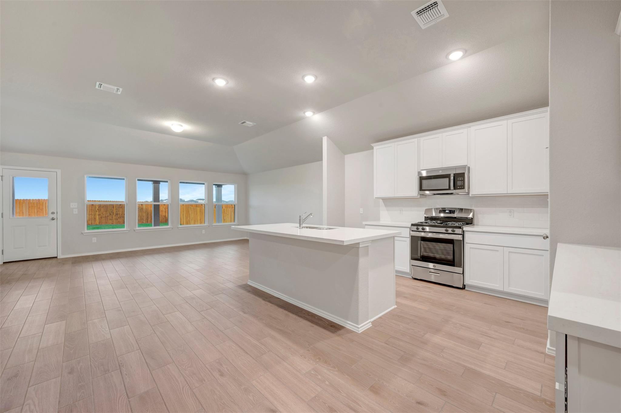 20000  Schatz Way, photo 4