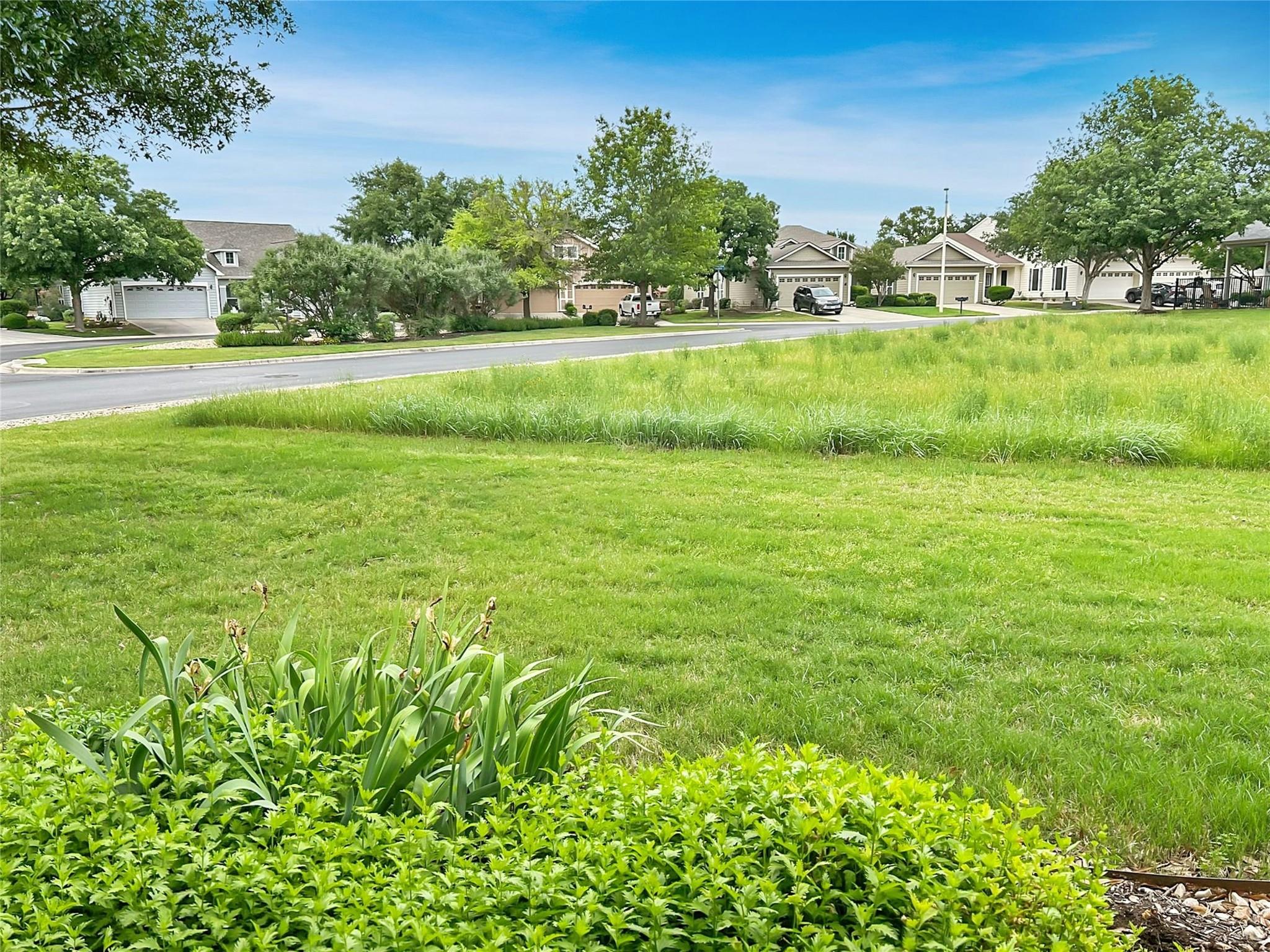 333  Portsmouth Dr, photo 4