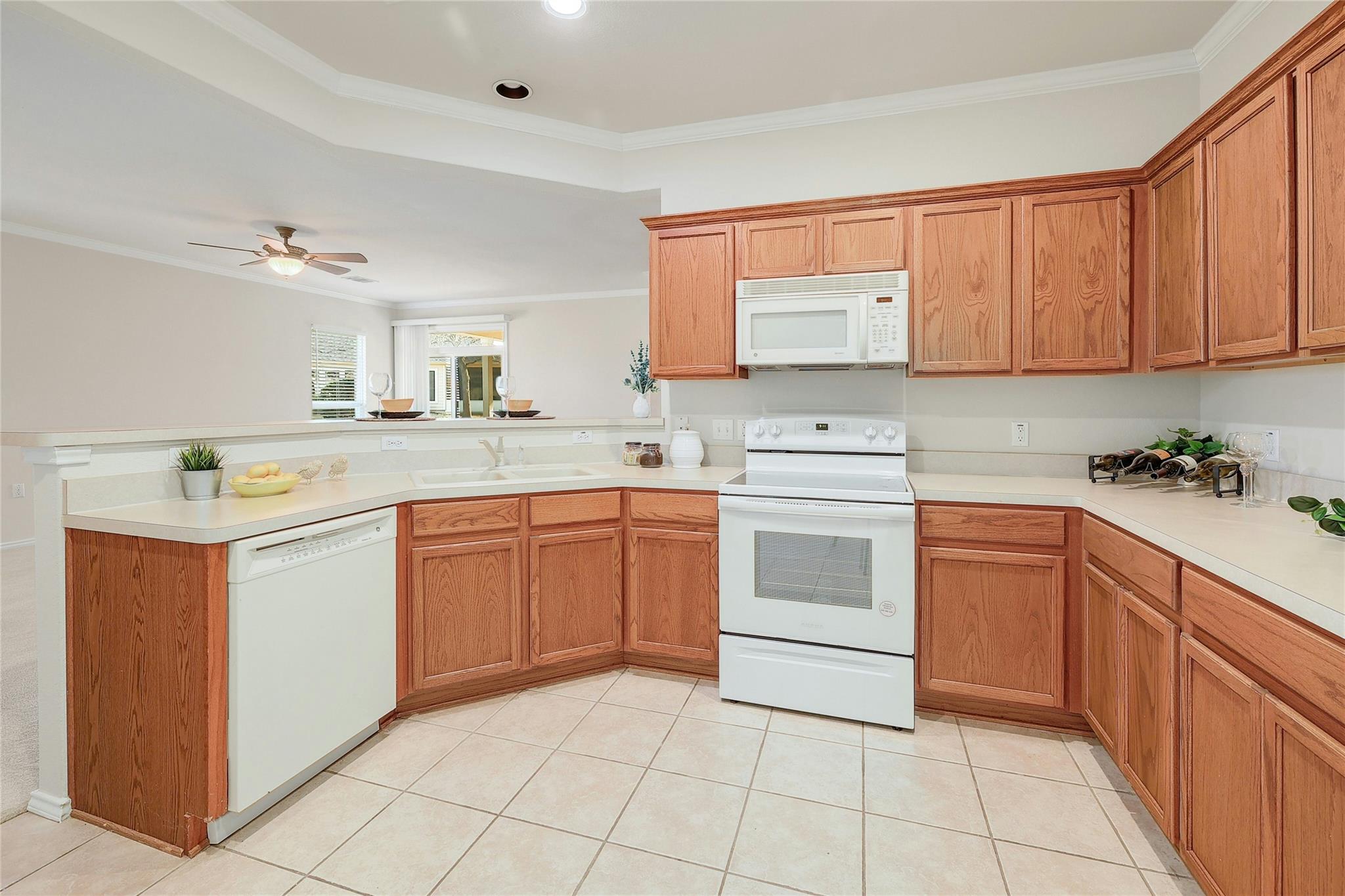 333  Portsmouth Dr, photo 9