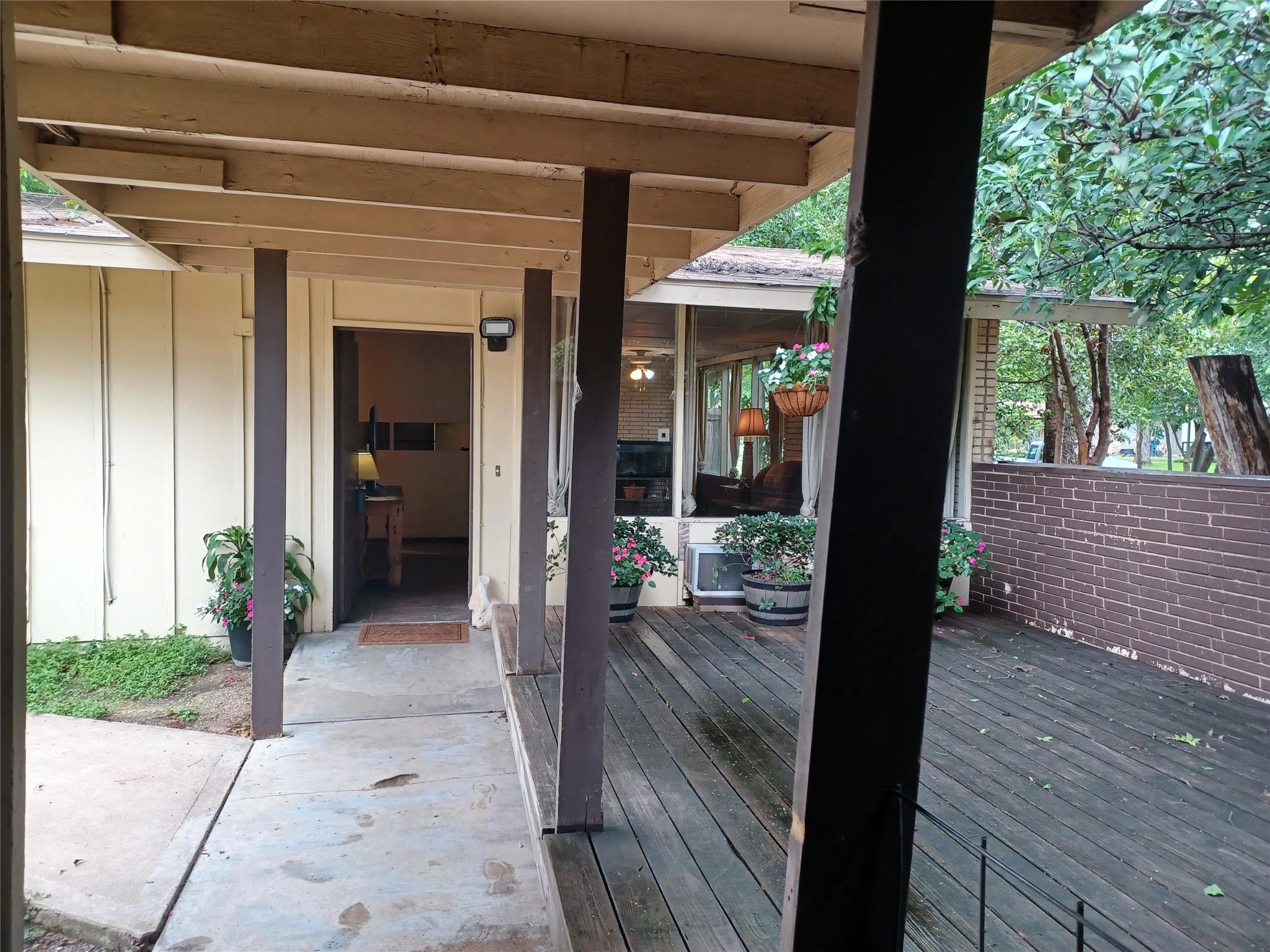 4906  Westfield Dr, photo 3