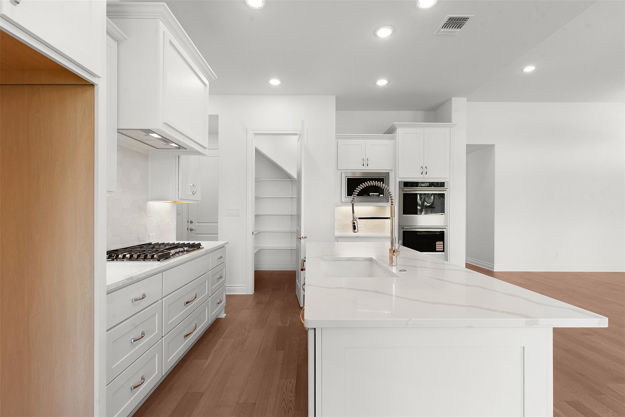 101  Buckaroo Dr, photo 11