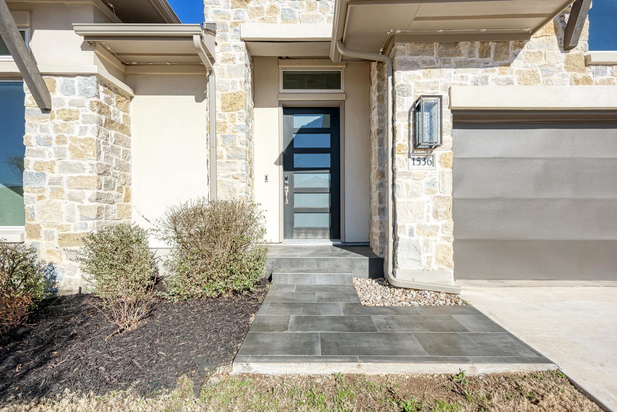 1536  Caylea Bluff Ln, photo 4