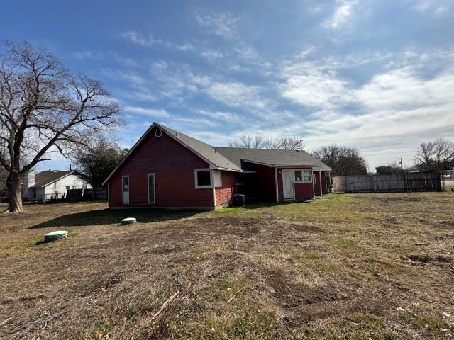 548  Spring River Dr, photo 2