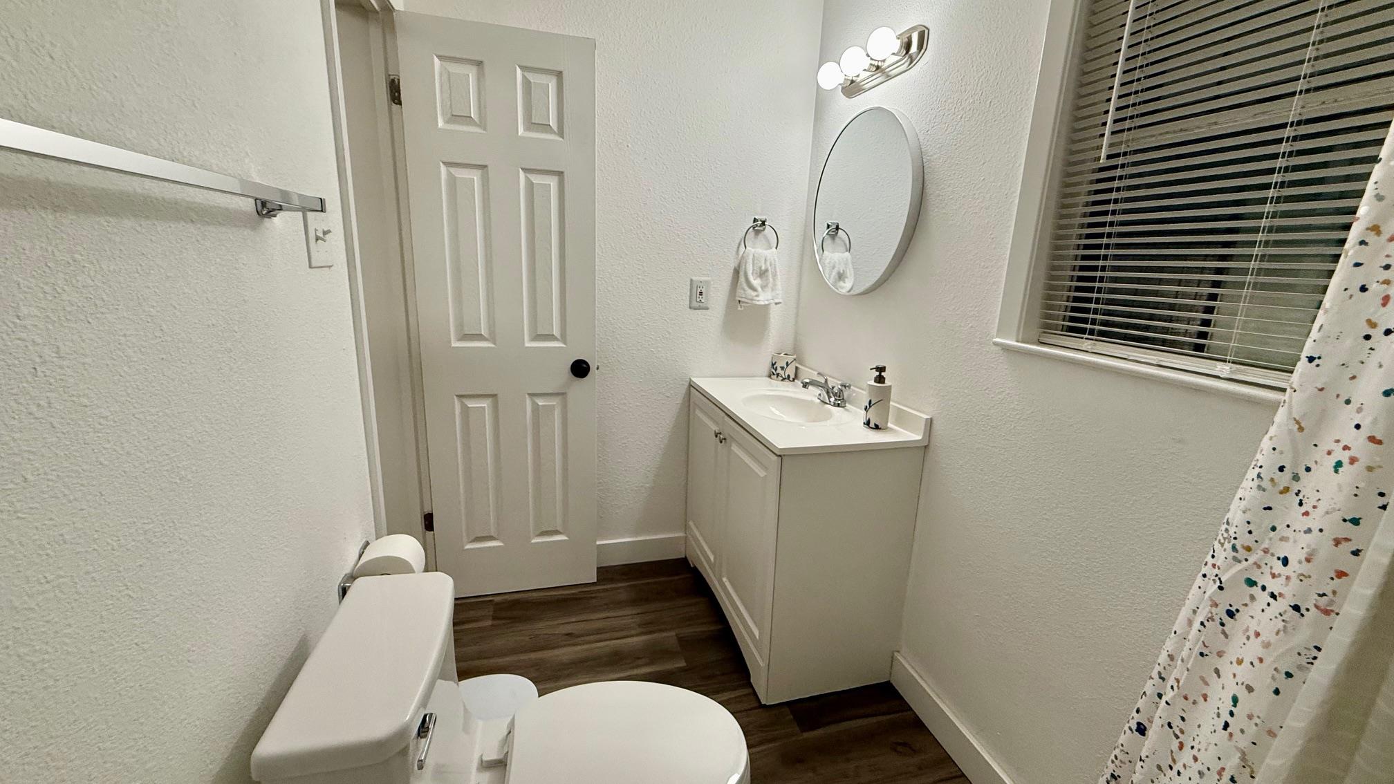 1802  University Ave, photo 12