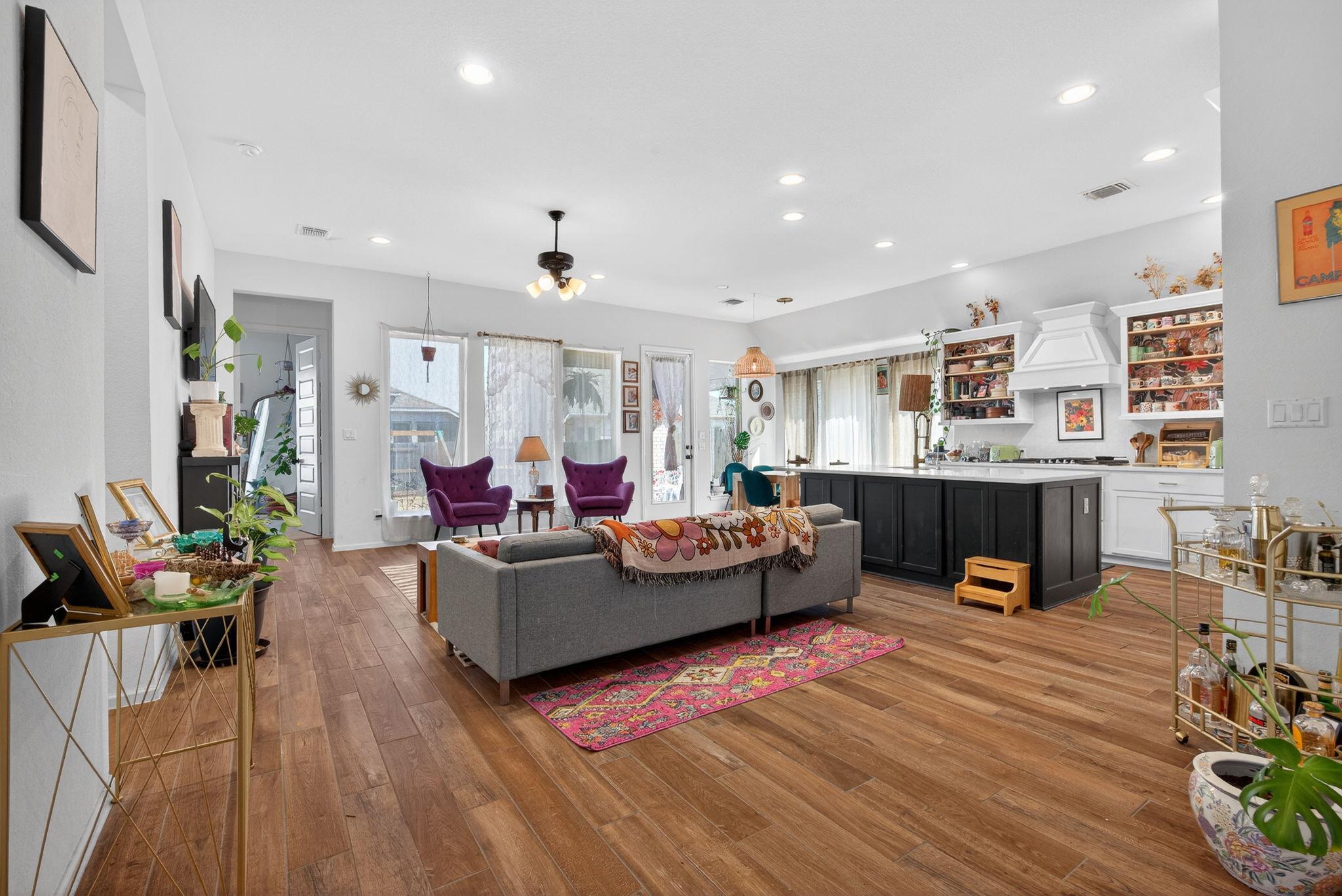 312  Jefferson Dr, photo 12