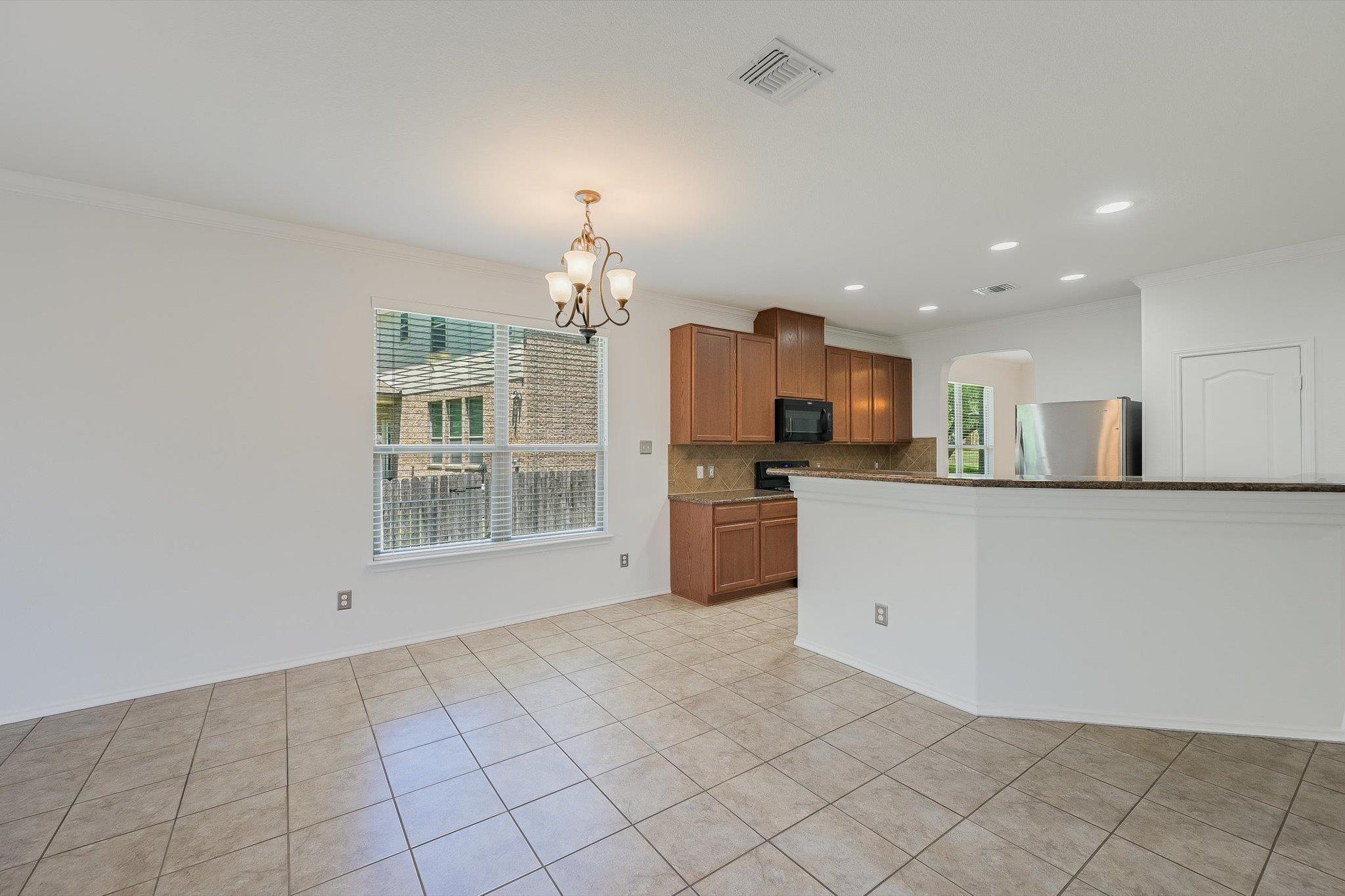 860  Water Hyacinth Loop, photo 10