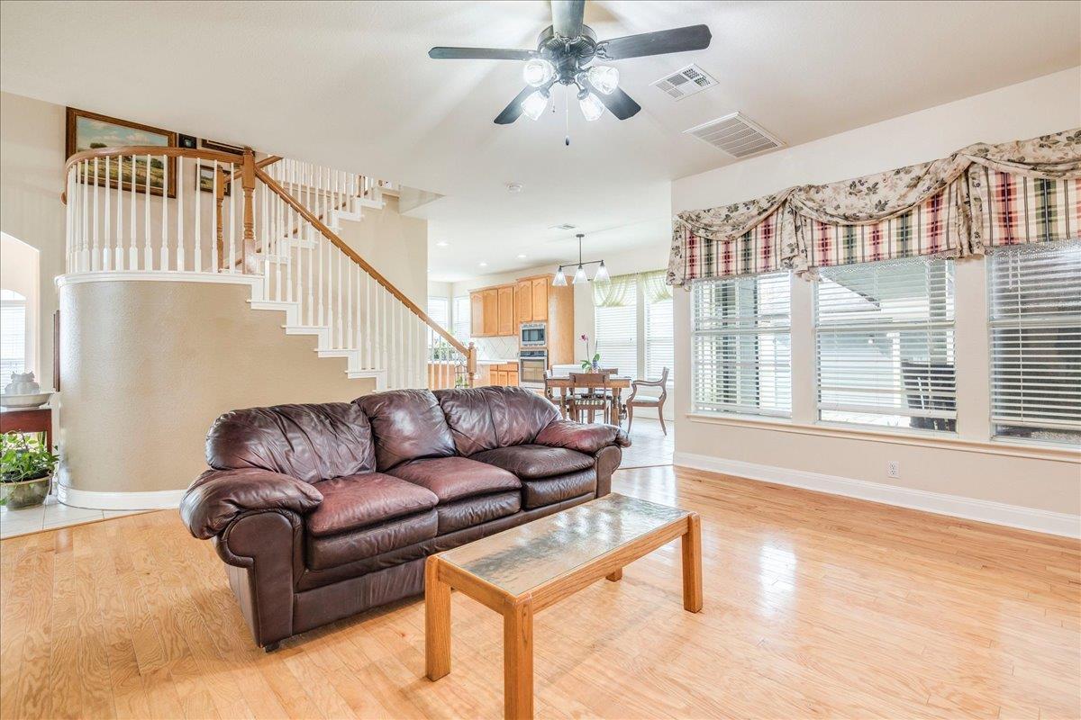 1077  Fairway None, photo 10