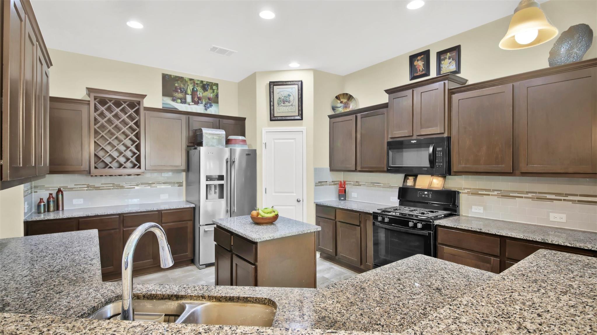 17028  John Michael Dr, photo 7