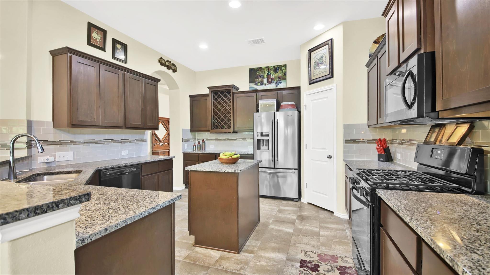 17028  John Michael Dr, photo 10
