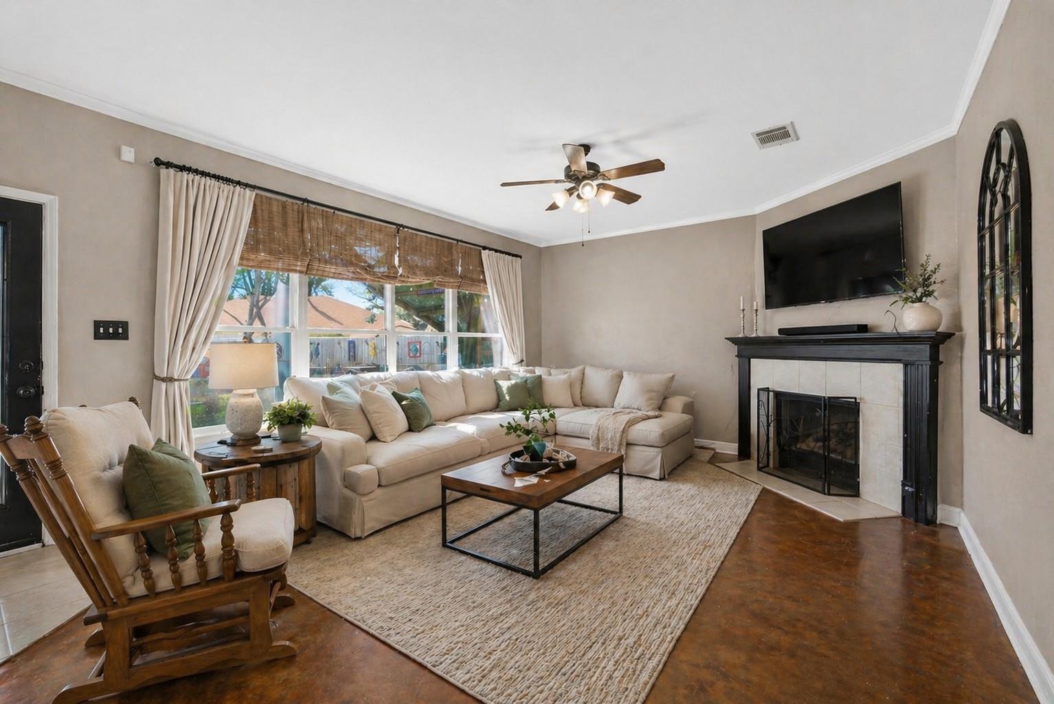 1114  Calistoga Dr, photo 4