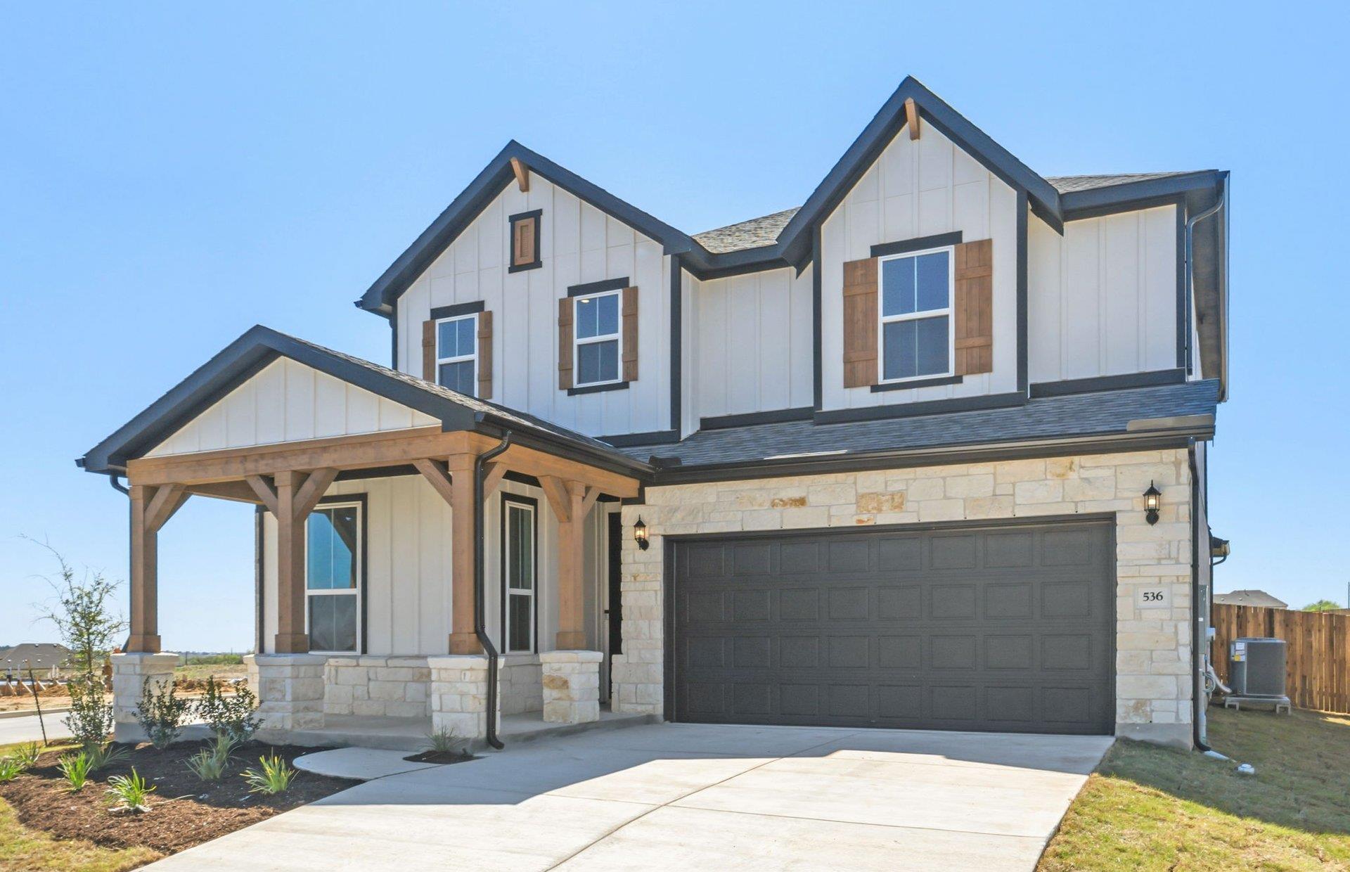536  Rubber Tree Way, photo 3
