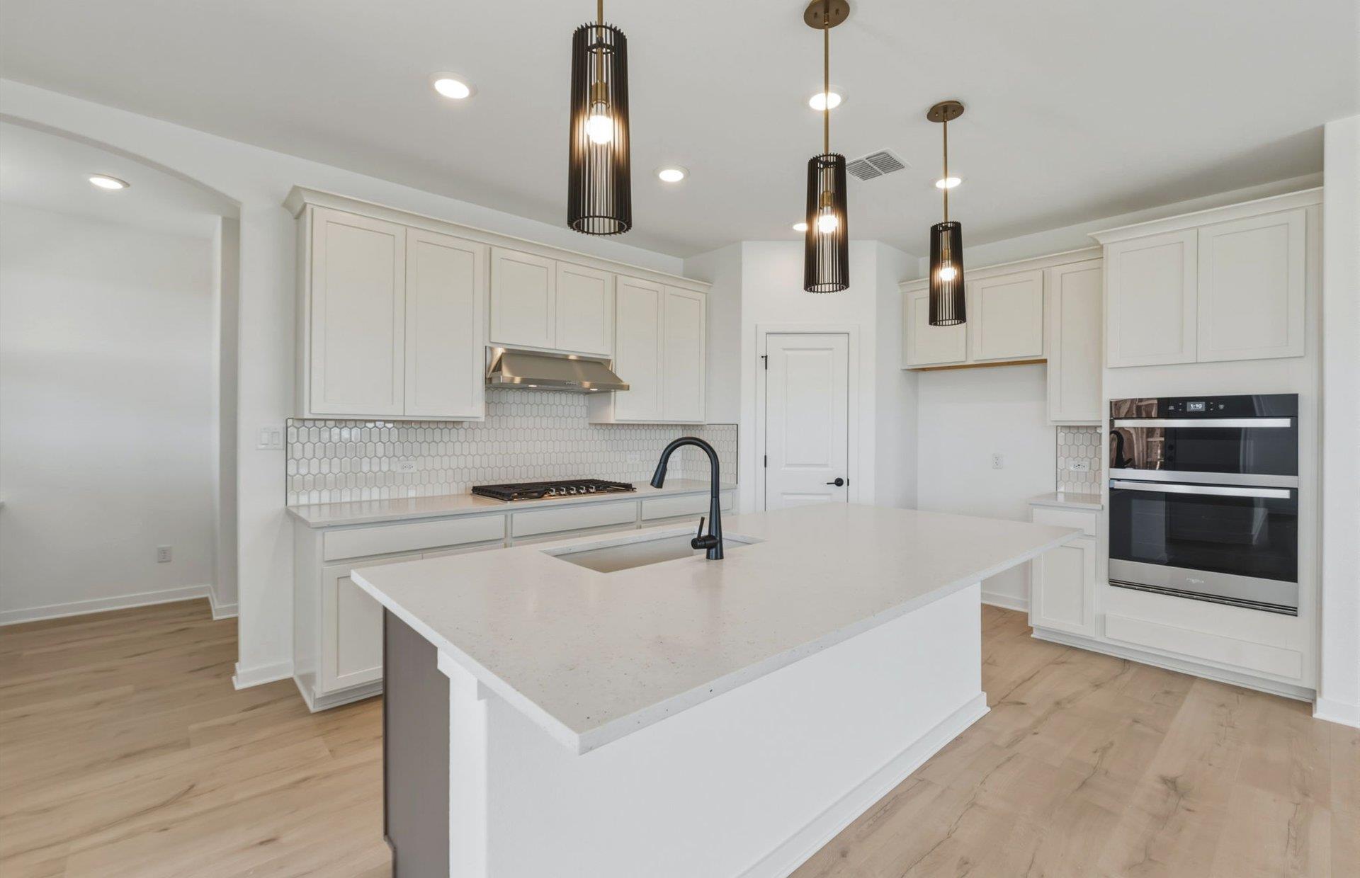 536  Rubber Tree Way, photo 6