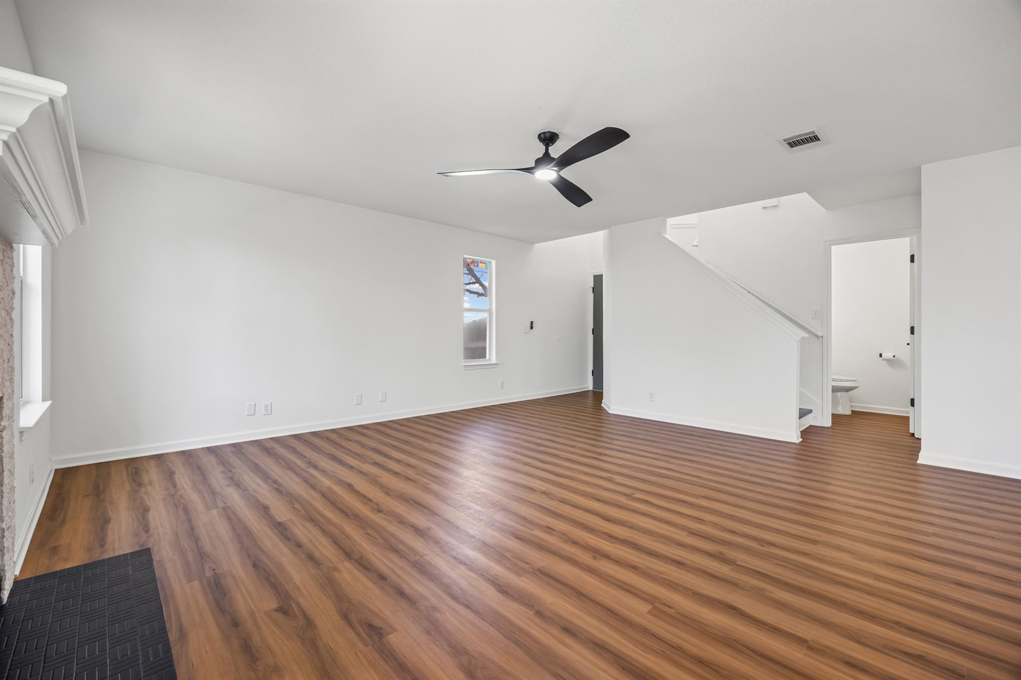 117  High Point Blvd, photo 4